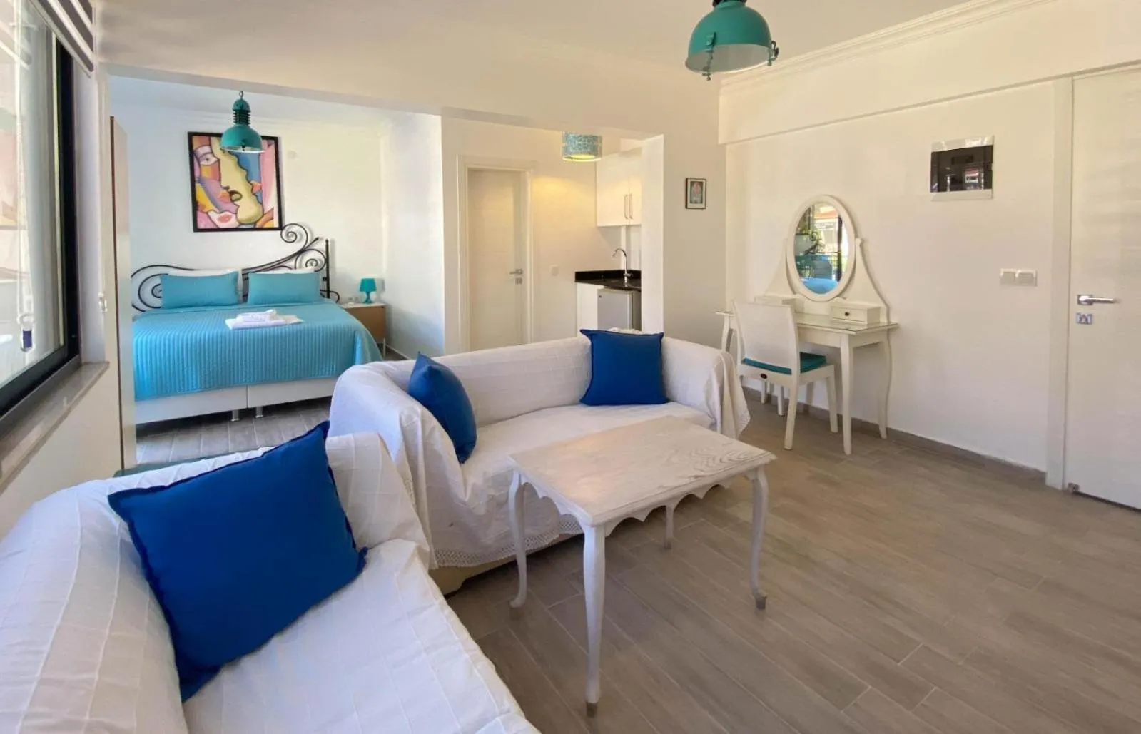 Photo of the whole room in Nur Suites & Hotels