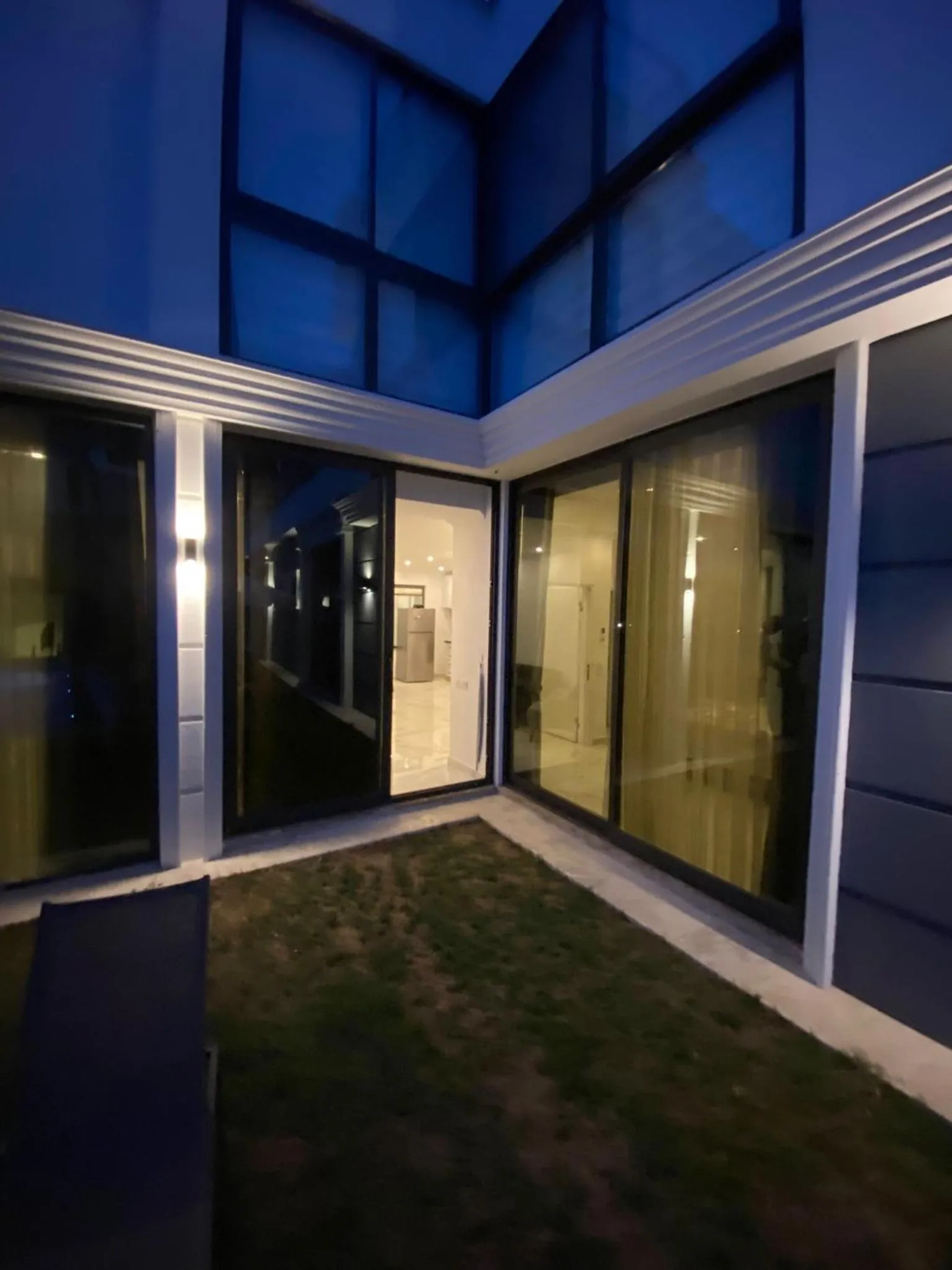 Patio in Nur Suites & Hotels