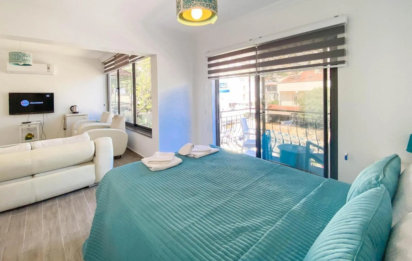 Photo of the whole room, Bed in Nur Suites & Hotels