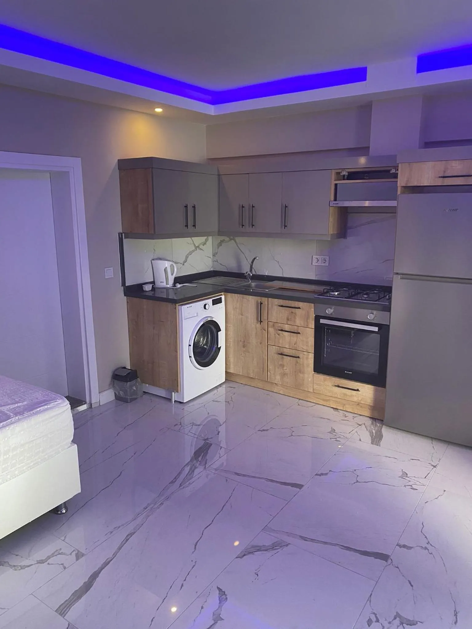 Kitchen or kitchenette in Nur Suites & Hotels