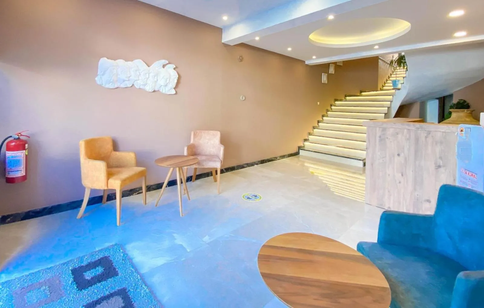 Facade/entrance in Nur Suites & Hotels