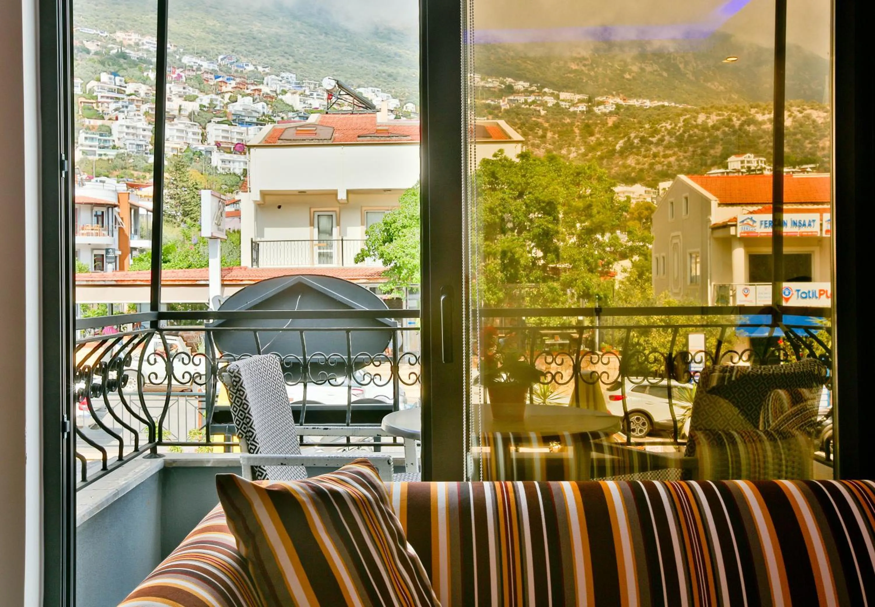 Balcony/Terrace in Nur Suites & Hotels
