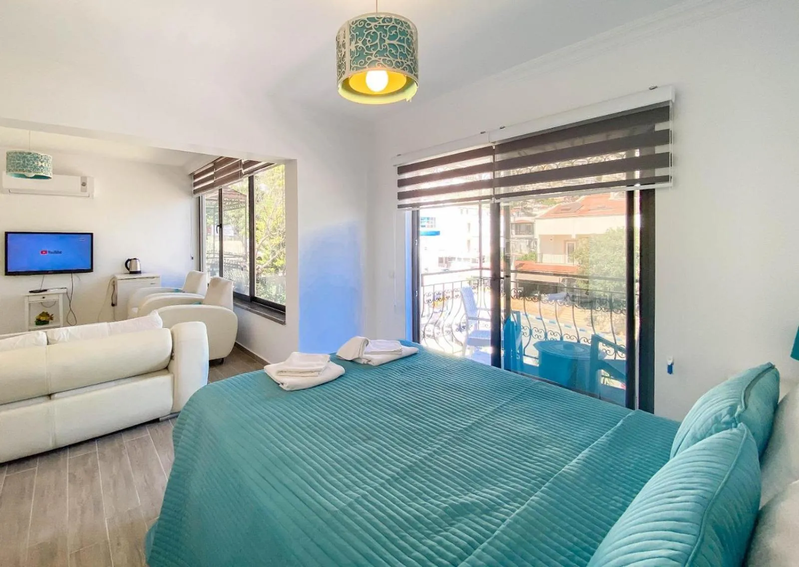 Photo of the whole room, Bed in Nur Suites & Hotels
