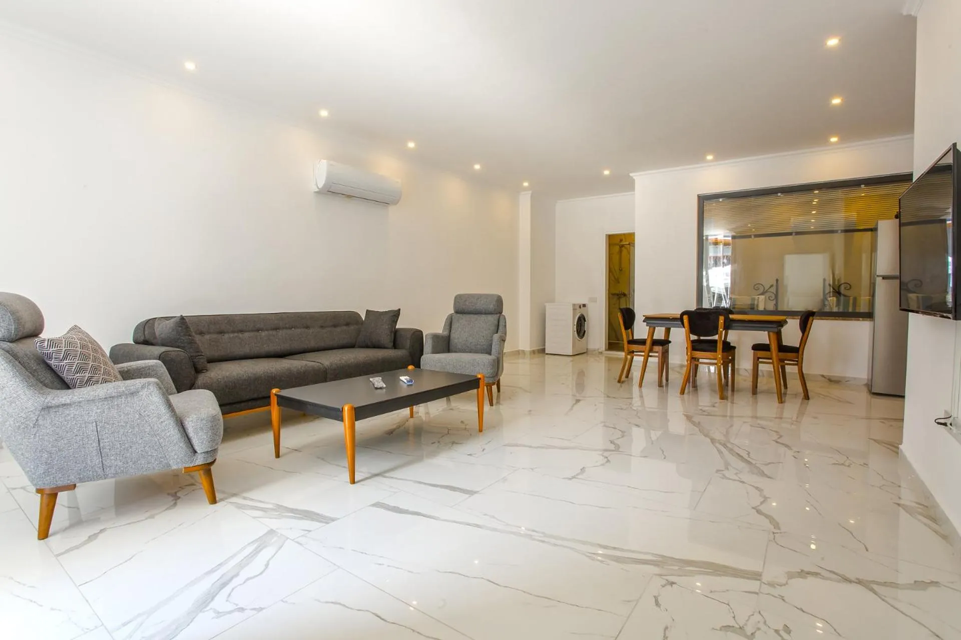 Living room in Nur Suites & Hotels