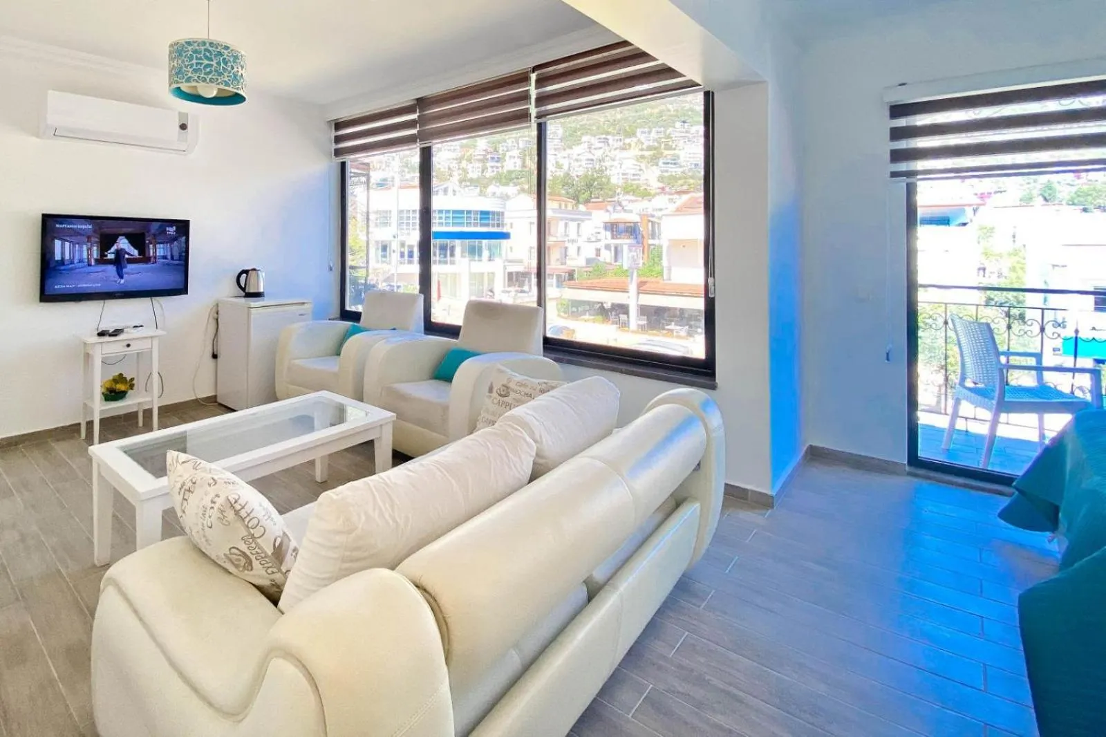 Living room in Nur Suites & Hotels