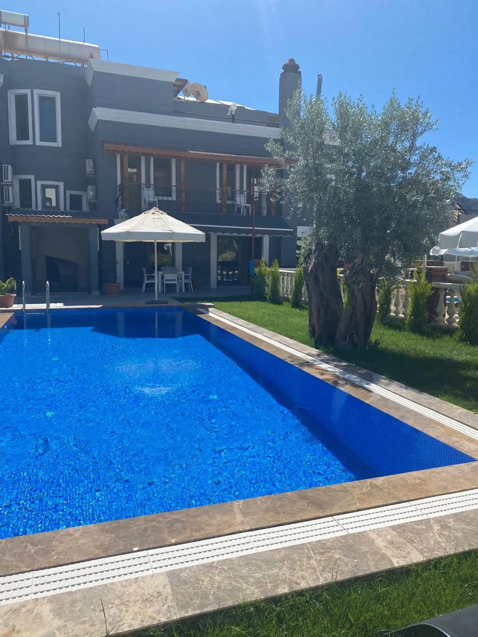 Property building in Nur Suites & Hotels