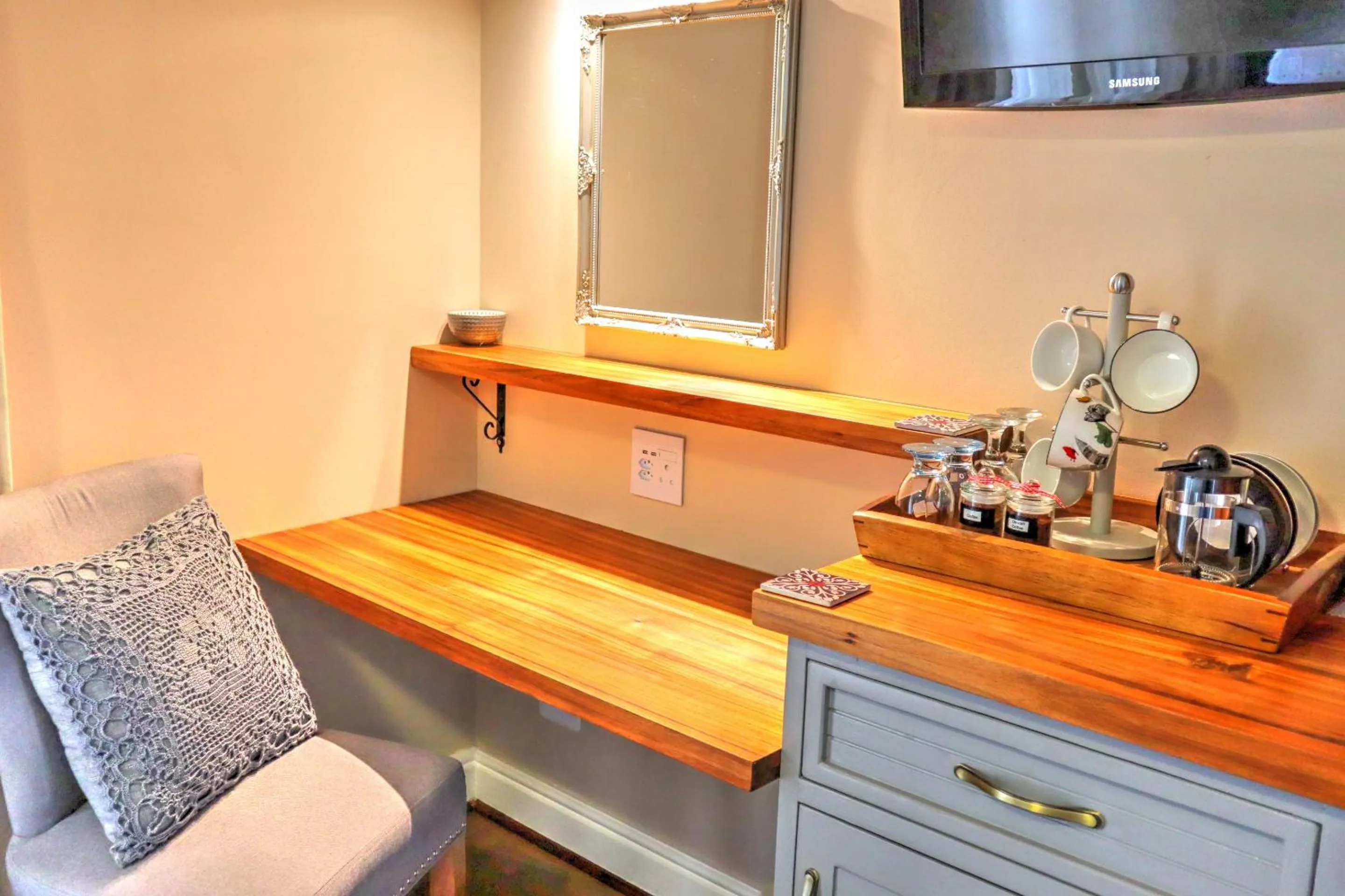 Living room in Caledon 23 Country House