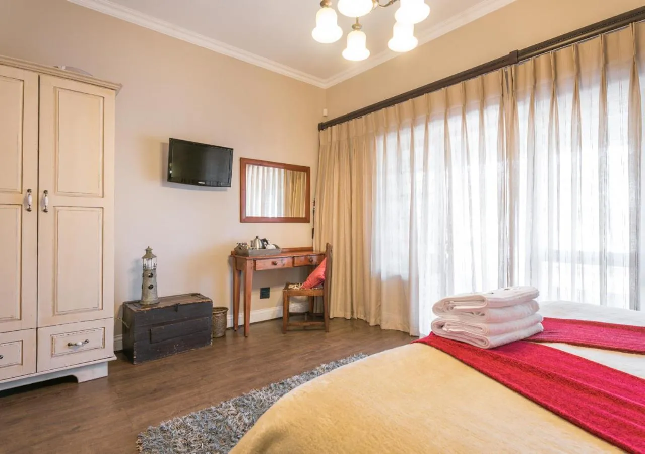 Bed in Caledon 23 Country House