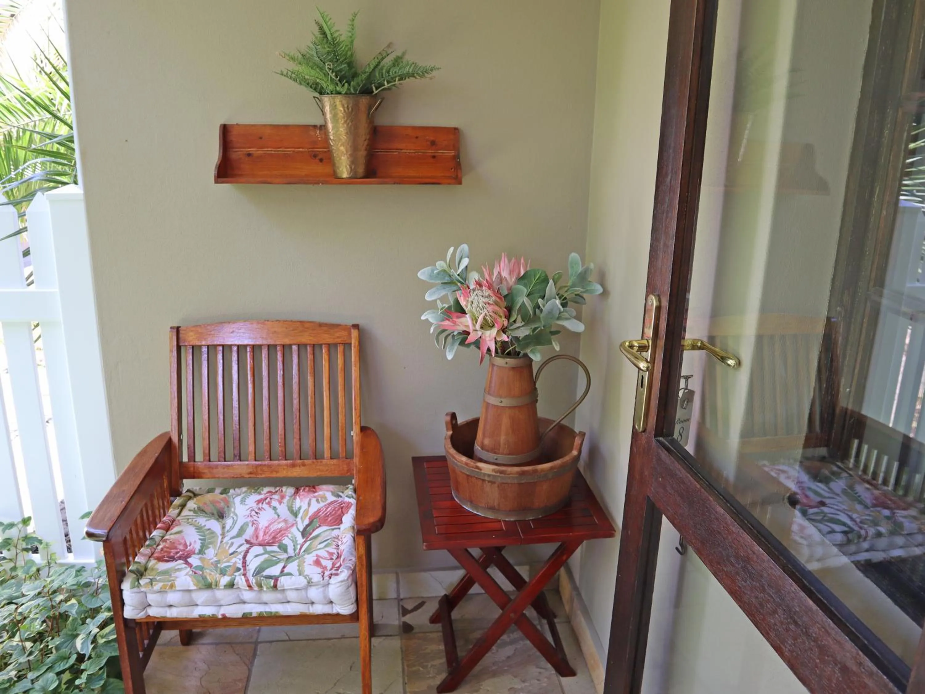 Seating area in Caledon 23 Country House