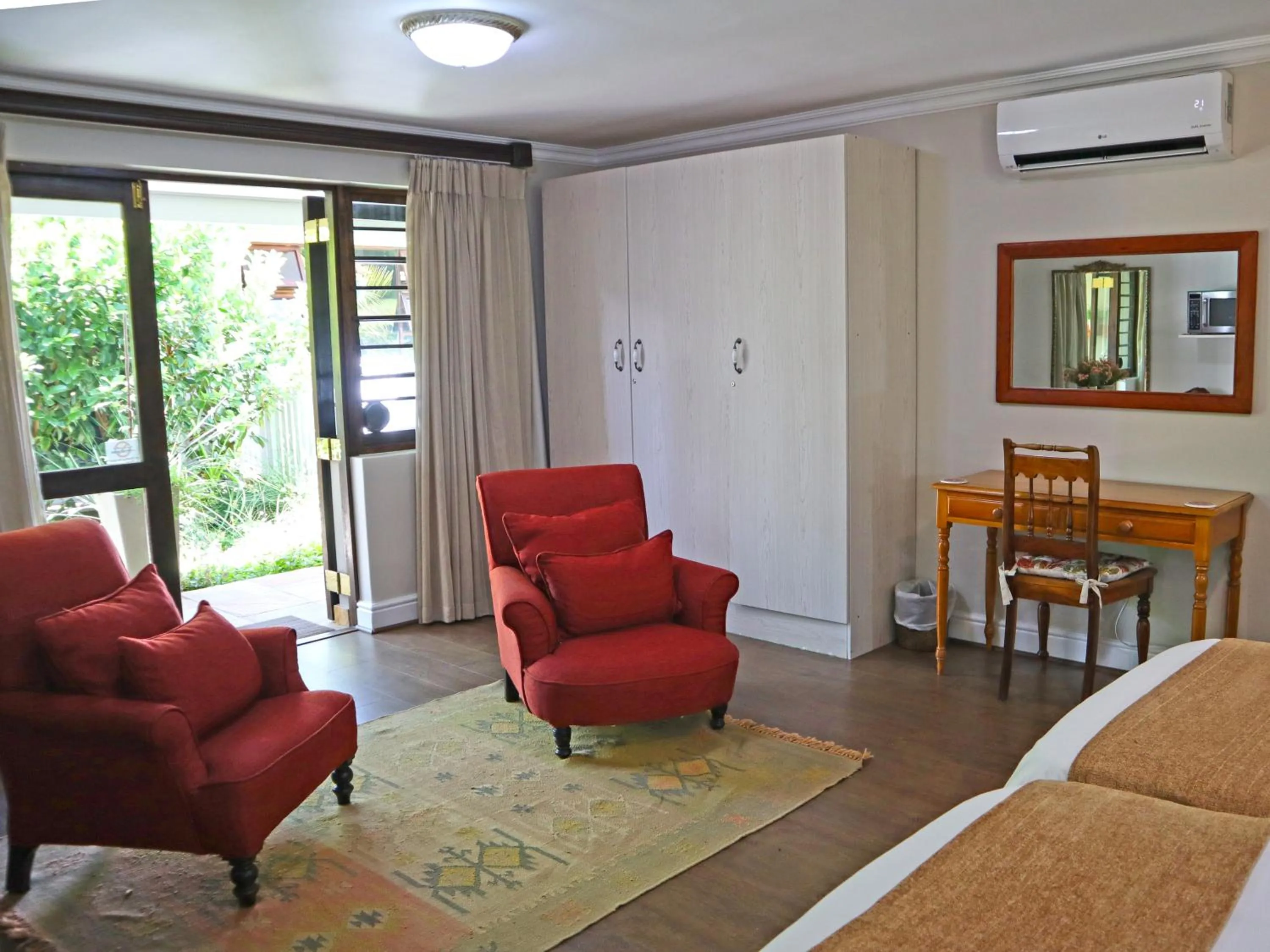 Dining area in Caledon 23 Country House