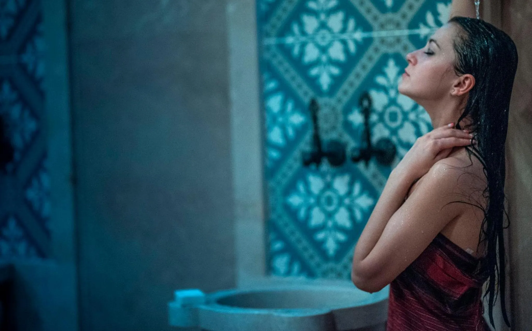 Public Bath in Azka Hotel