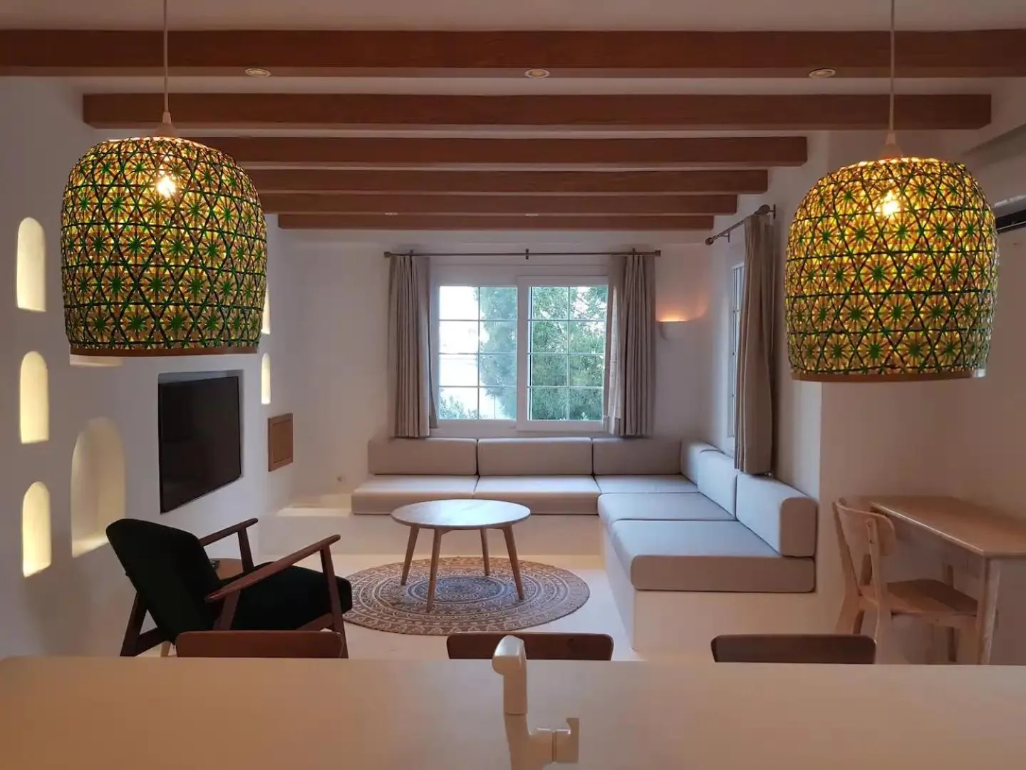 Living room in Azka Hotel