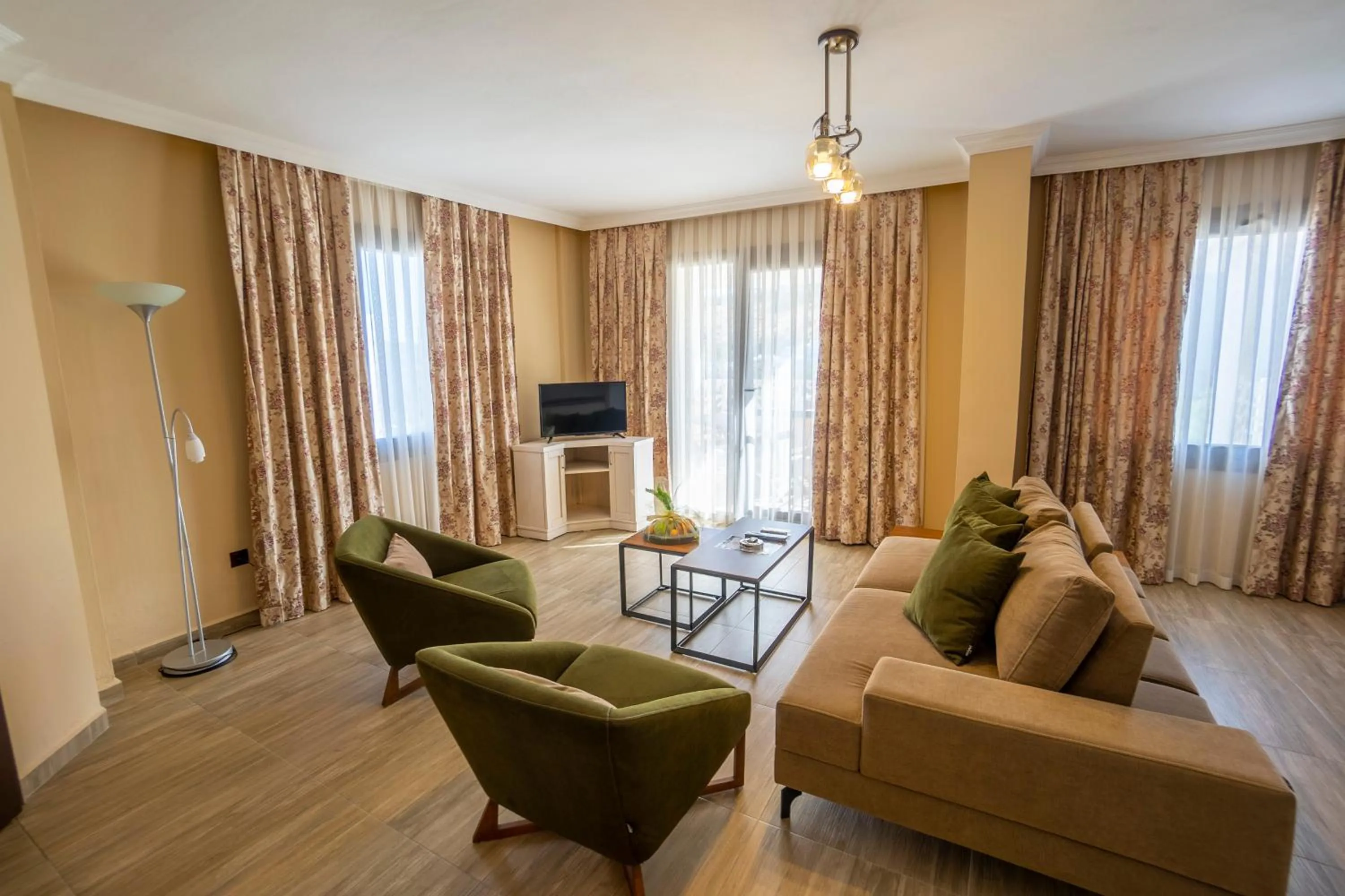 Living room in Azka Hotel