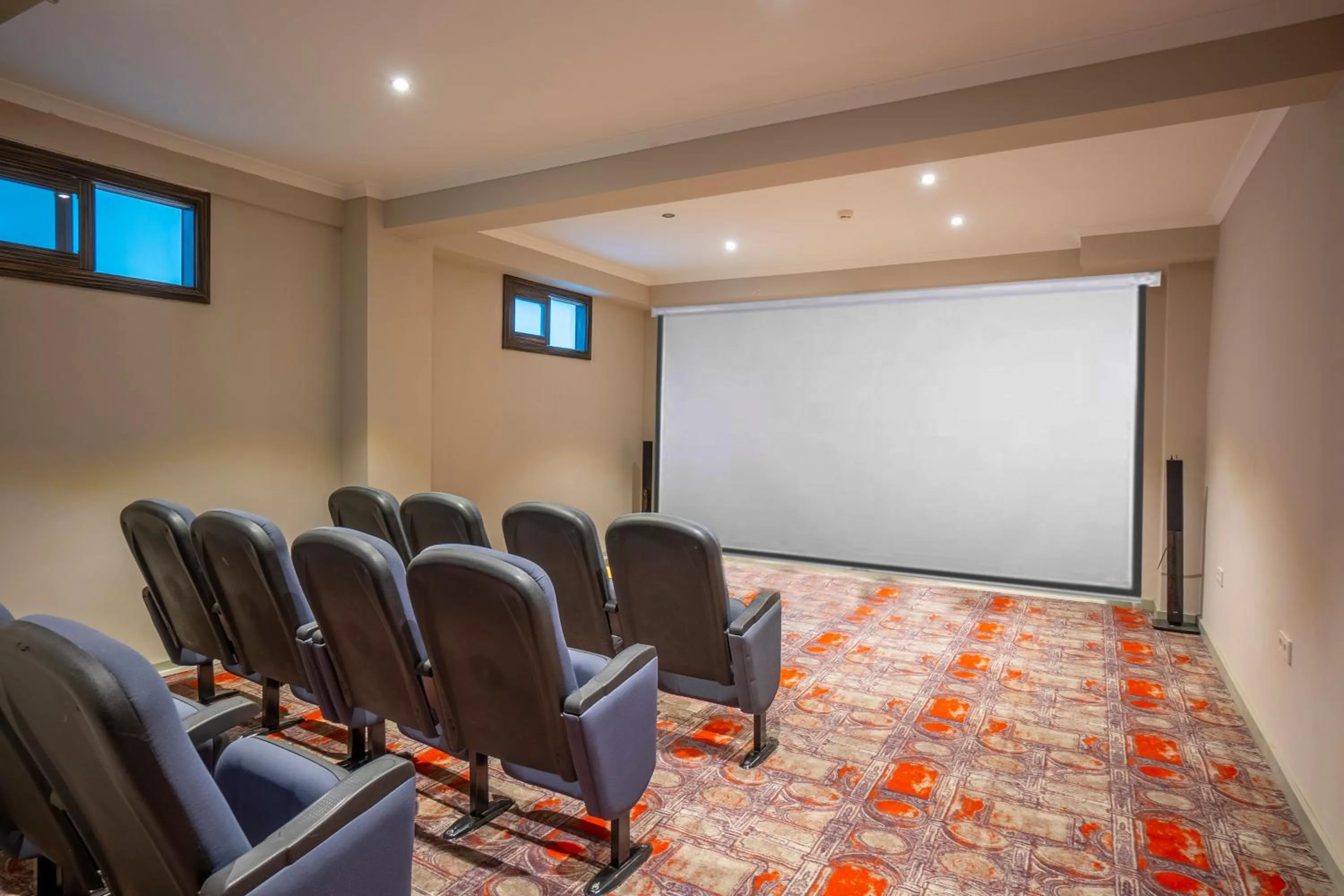 TV and multimedia in Azka Hotel