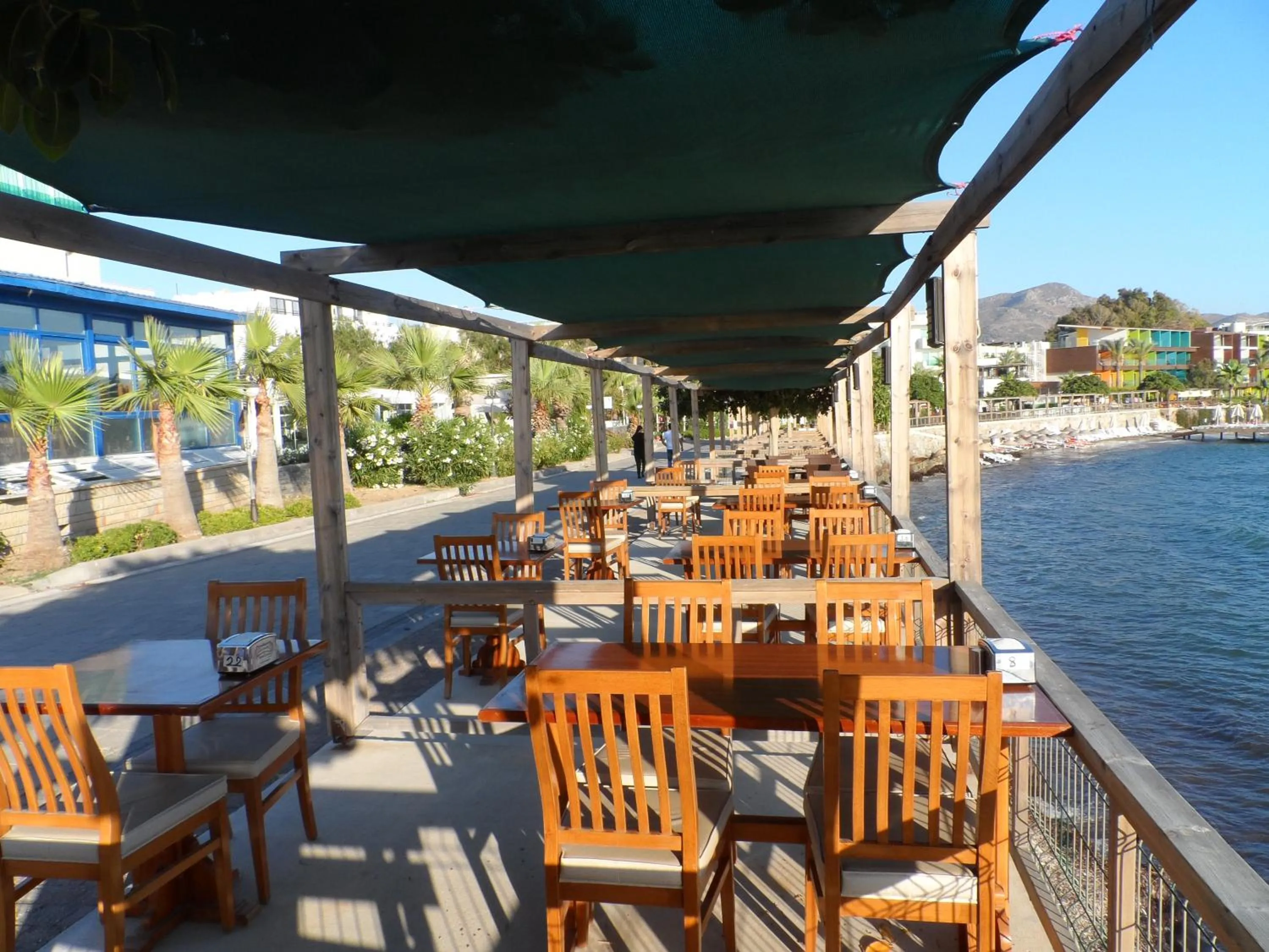 Restaurant/places to eat in One More Day Hotel