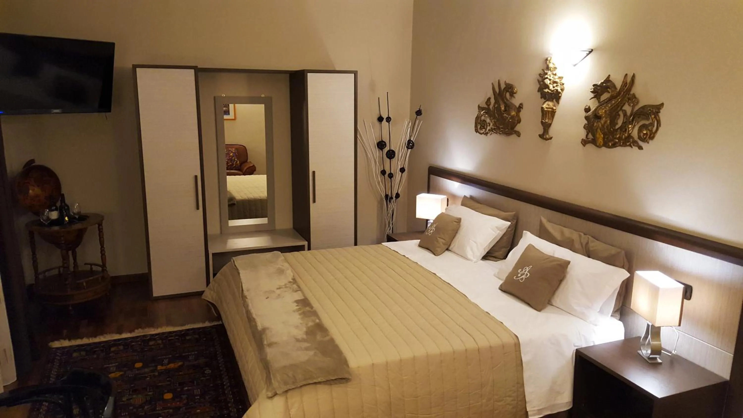 Bed in Attico Barocco