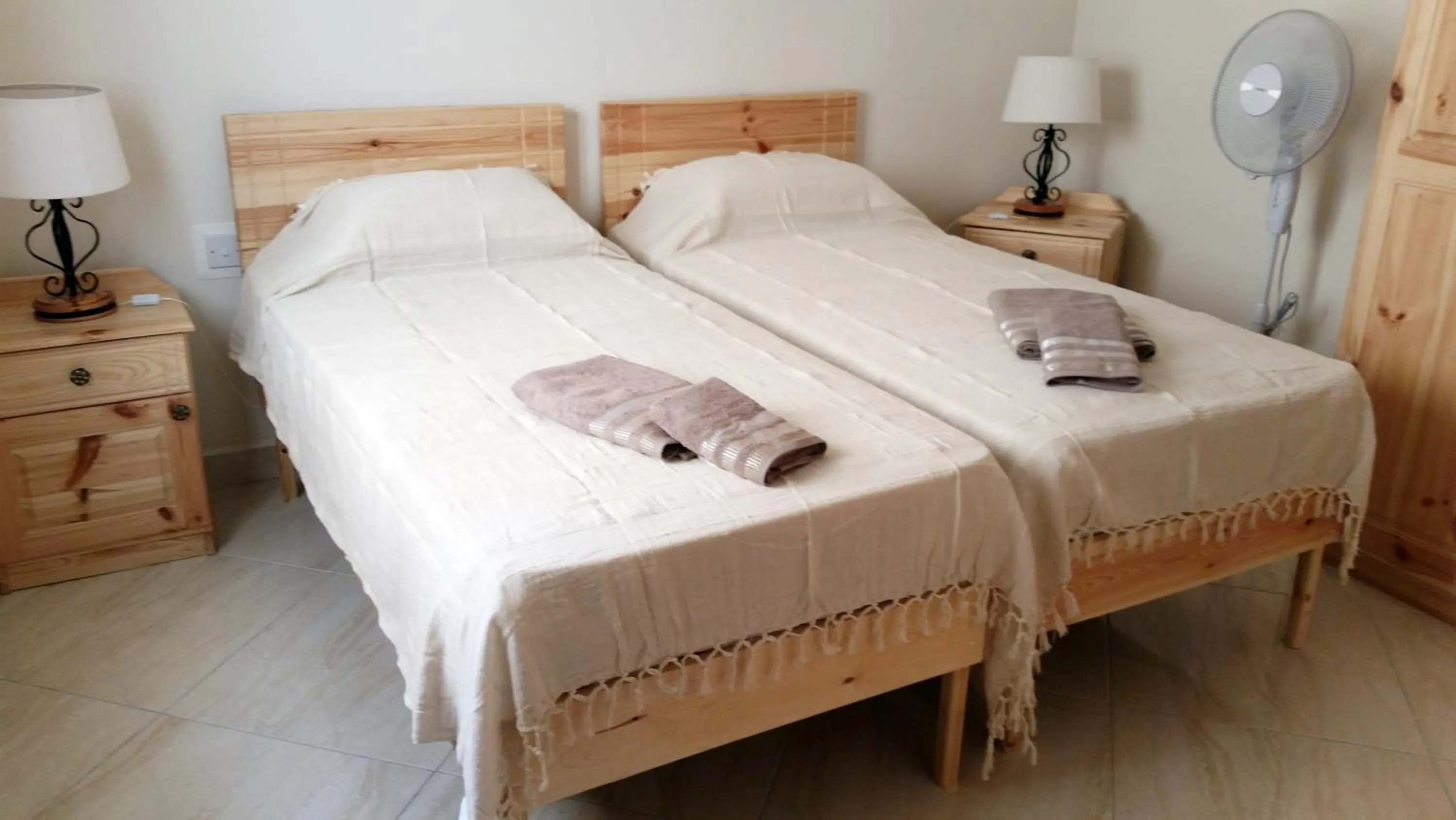 Bed in Tal-Marga B&B