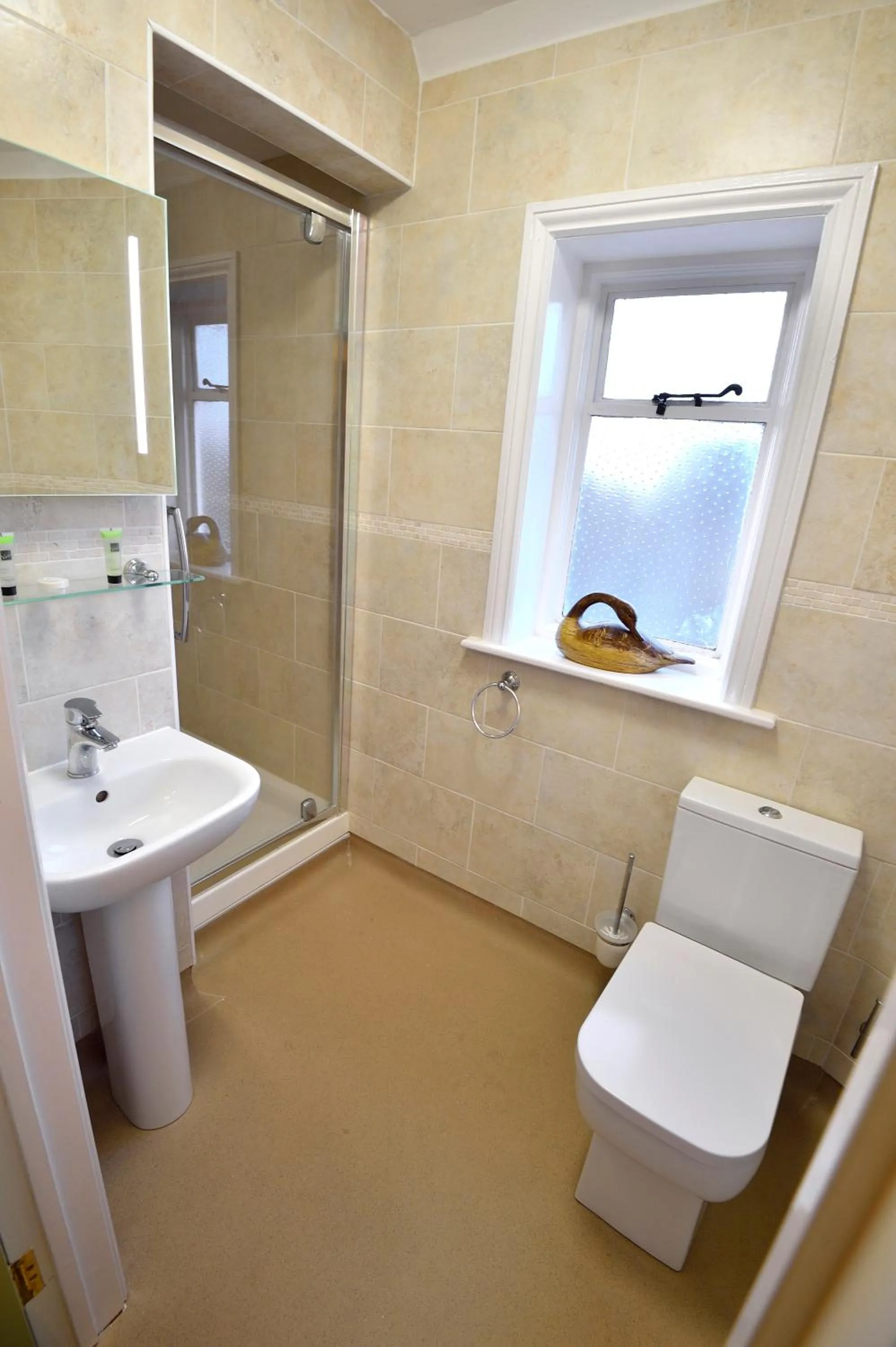 Bathroom in The Green Dragon