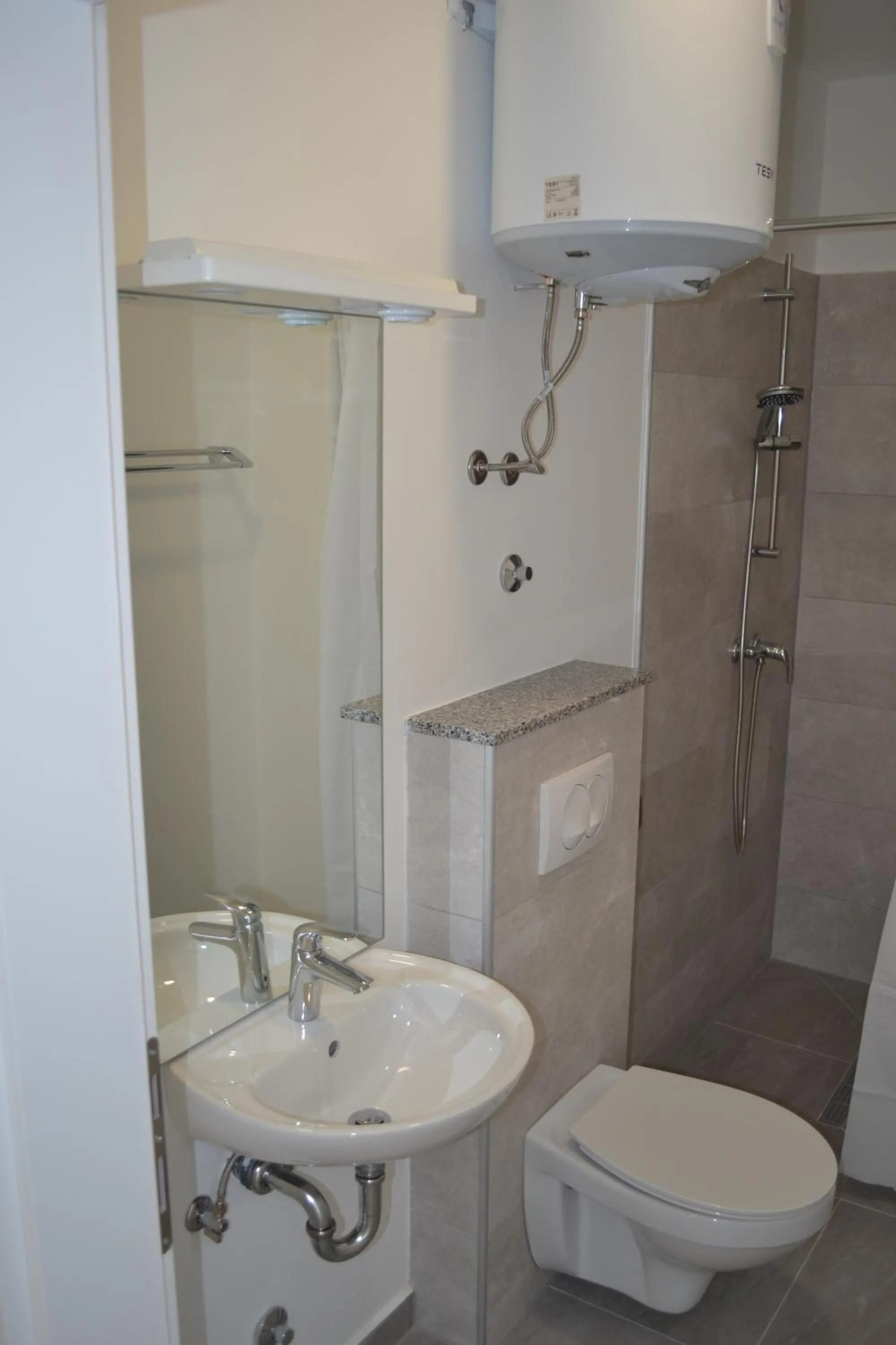 Shower in Skunca’s house