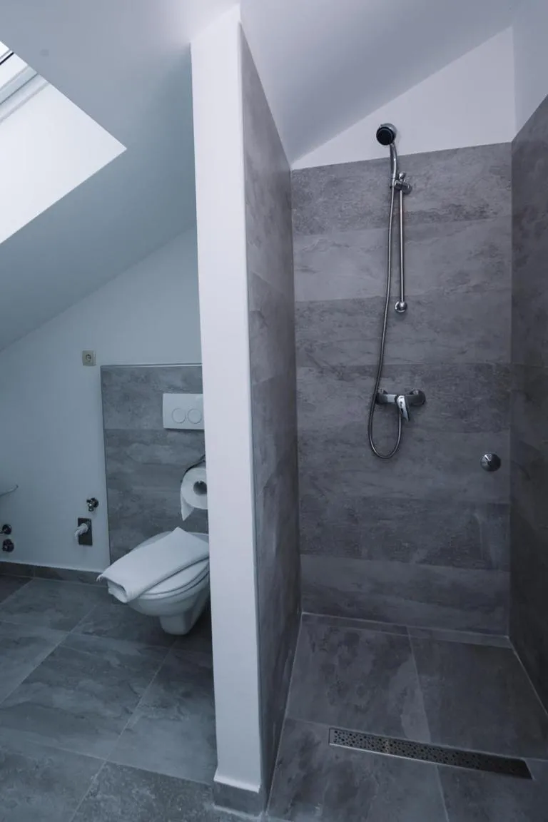 Shower in Skunca’s house