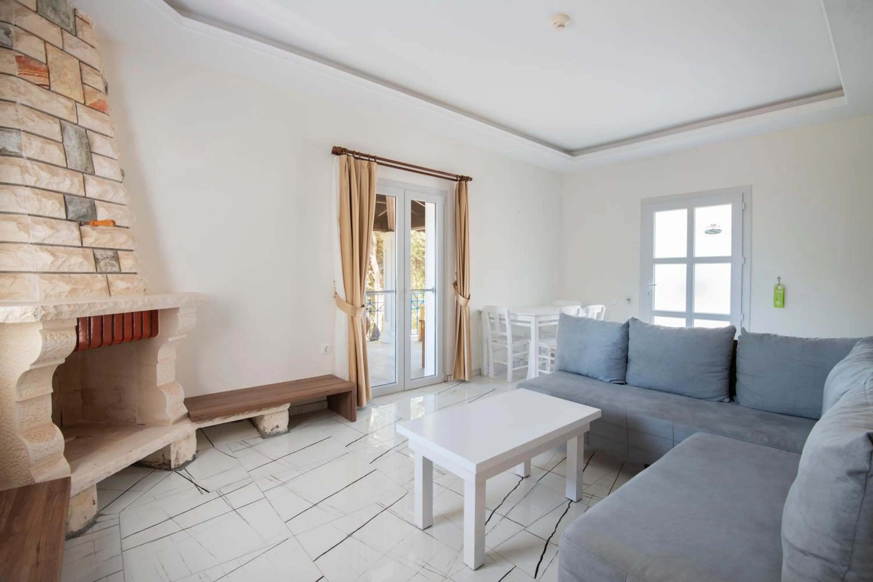 Seating area in Soothe Hotel