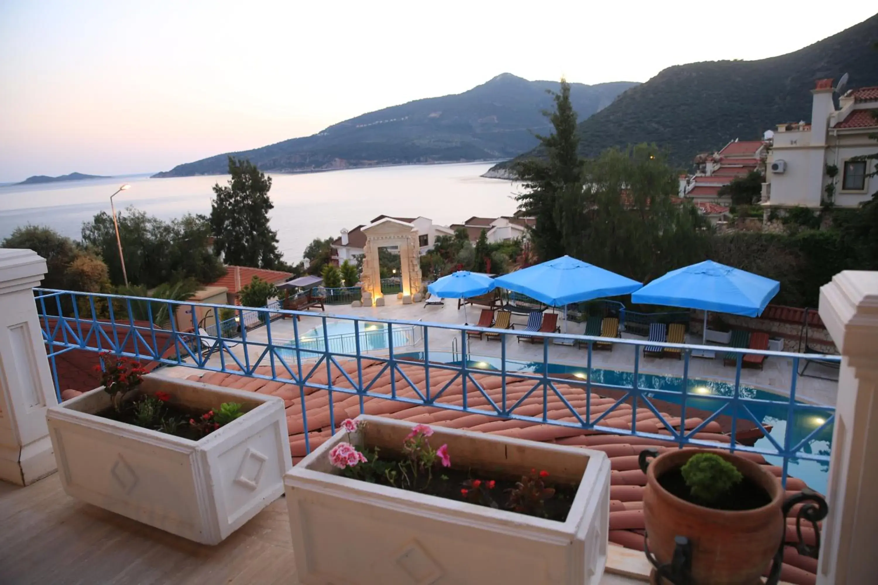 Restaurant/places to eat in Soothe Hotel Restaurant/places to eat in Soothe Hotel