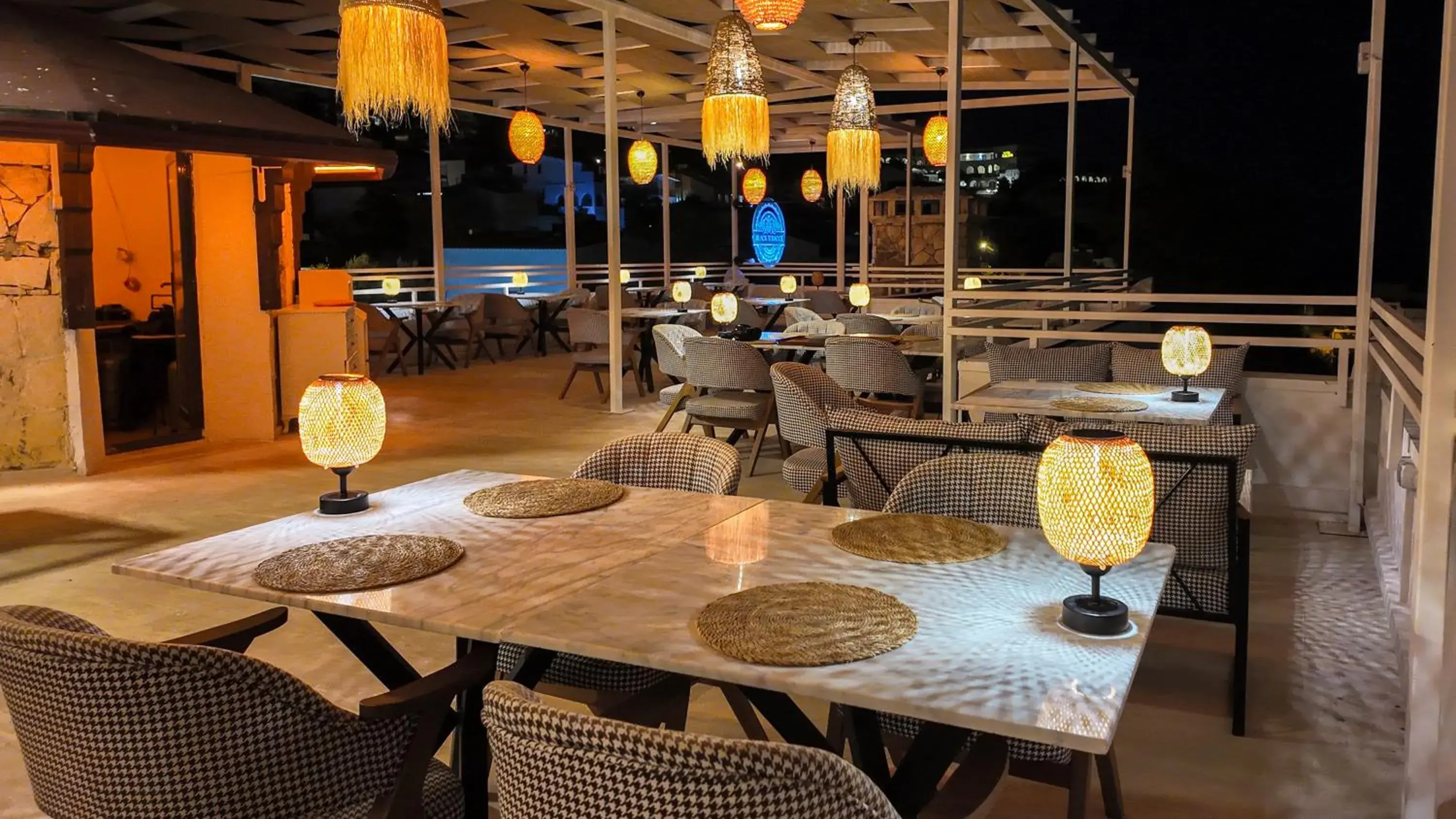 Restaurant/places to eat in Soothe Hotel Restaurant/places to eat in Soothe Hotel