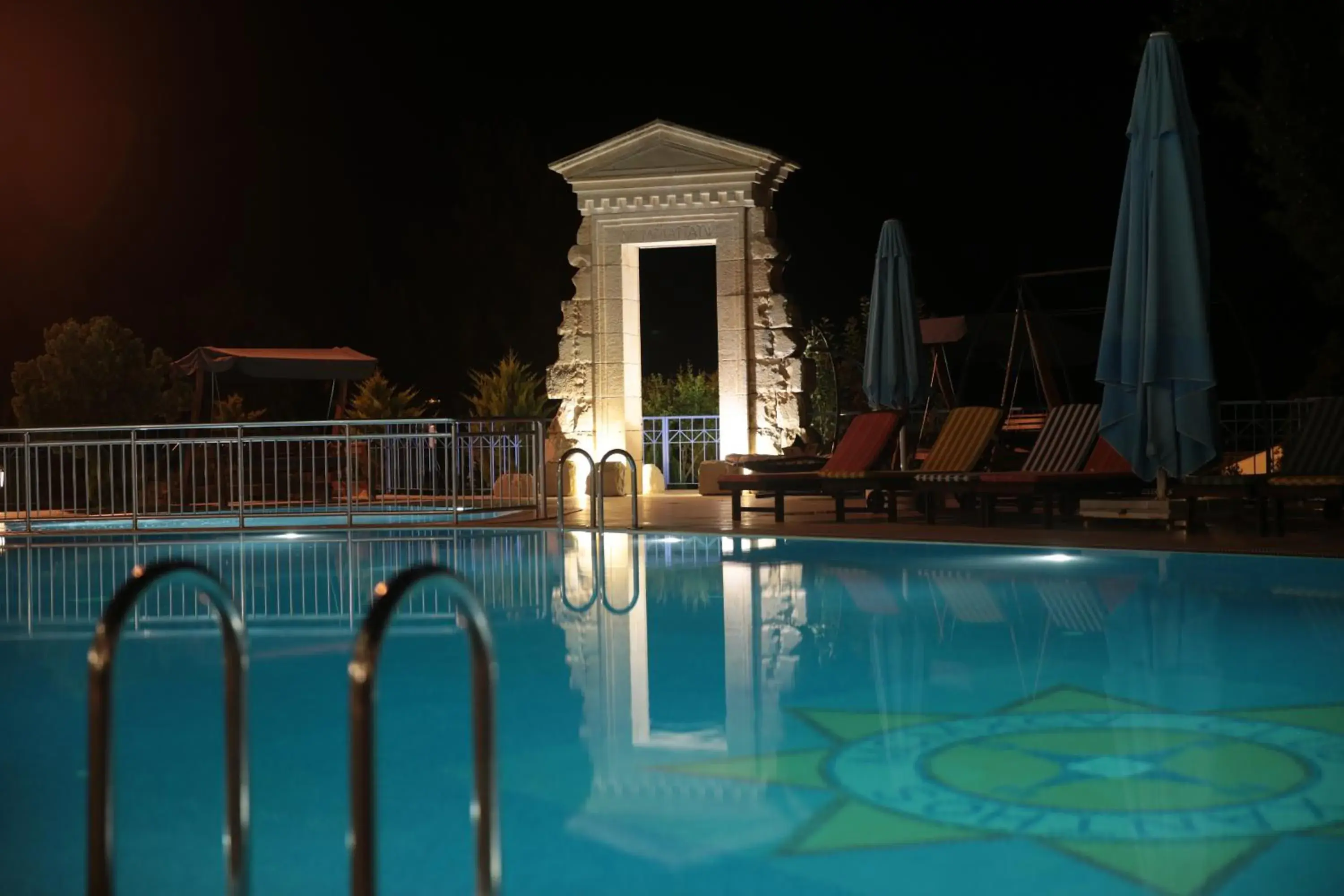 Pool view in Soothe Hotel Pool view in Soothe Hotel