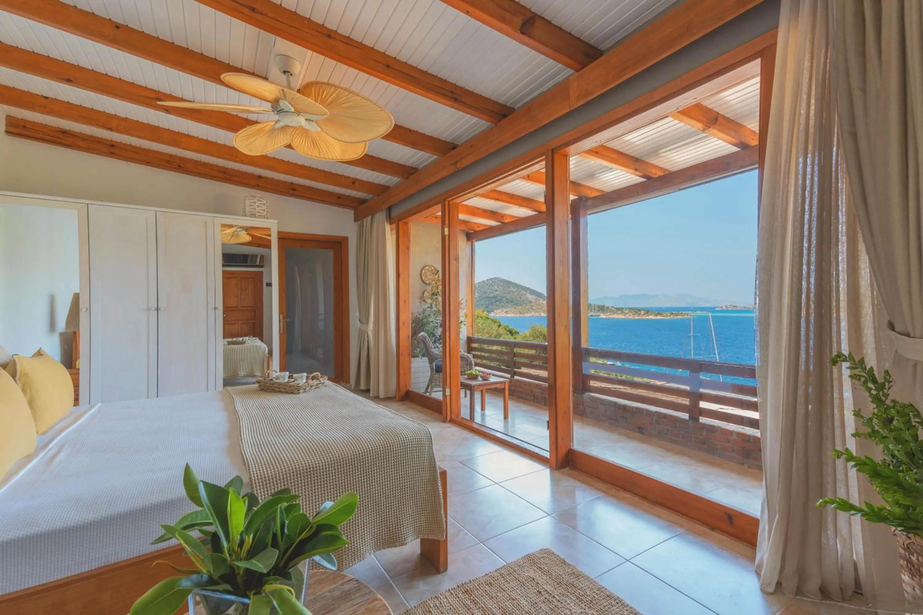 Bed in Karia Bel - Adult Only +12