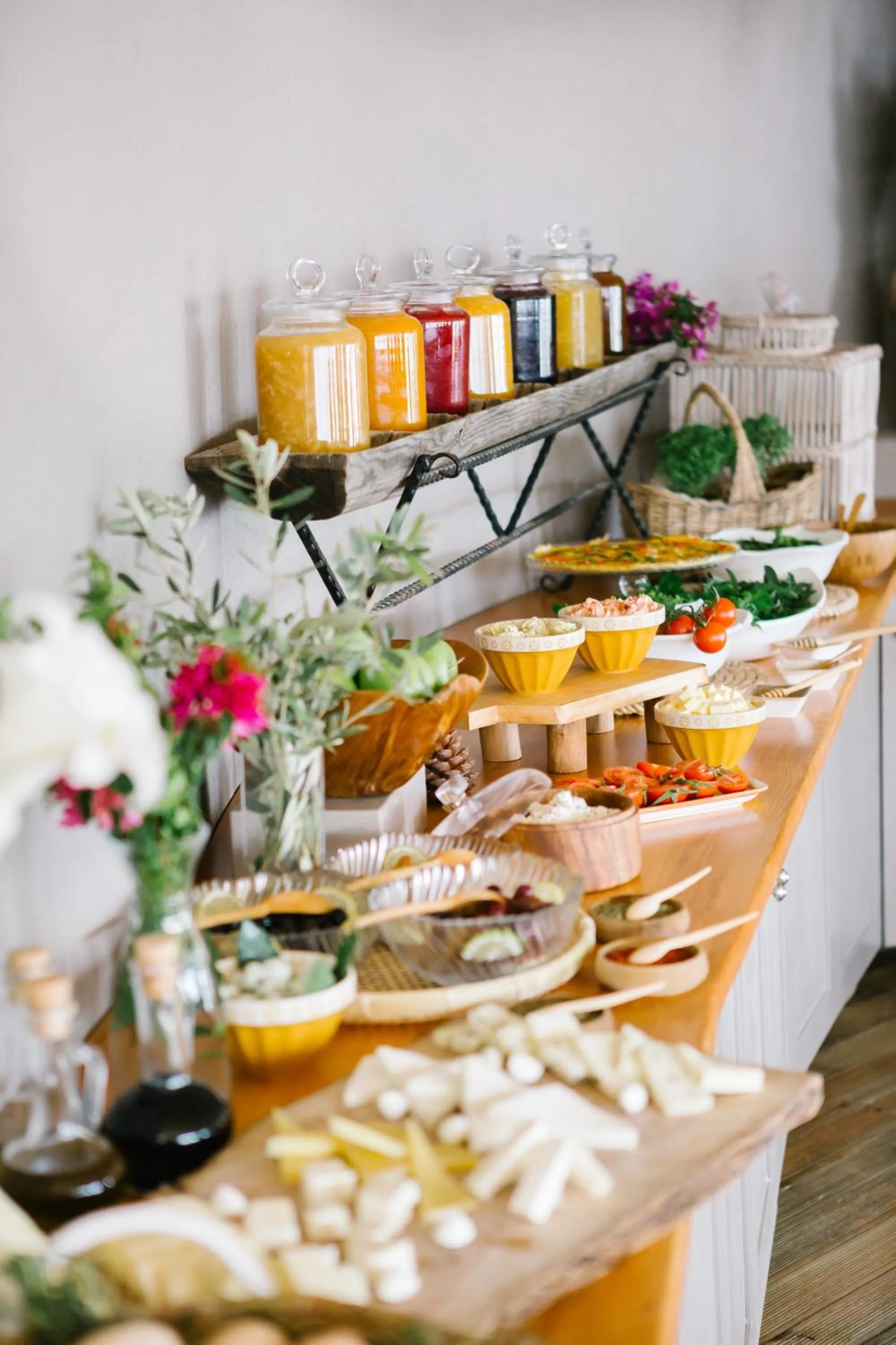 Food in Karia Bel - Adult Only +12