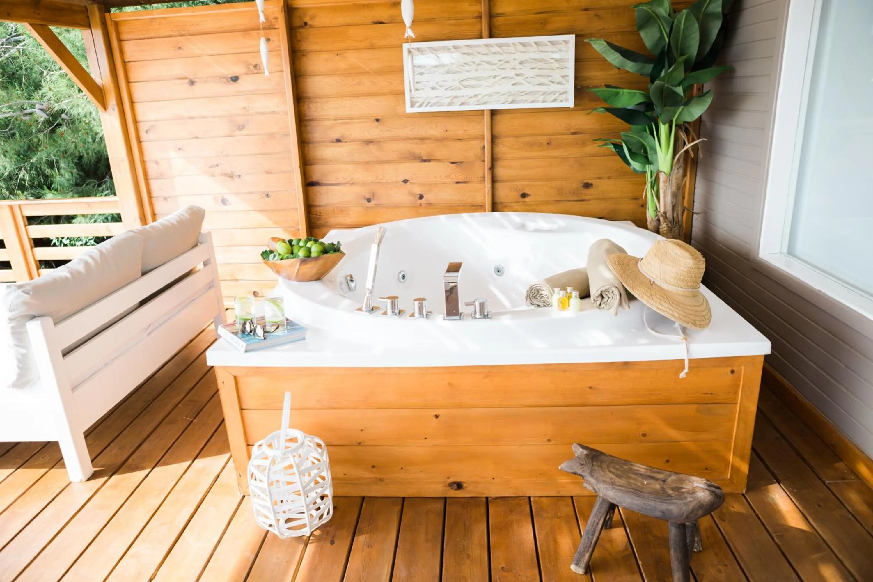 Hot Tub in Karia Bel - Adult Only +12