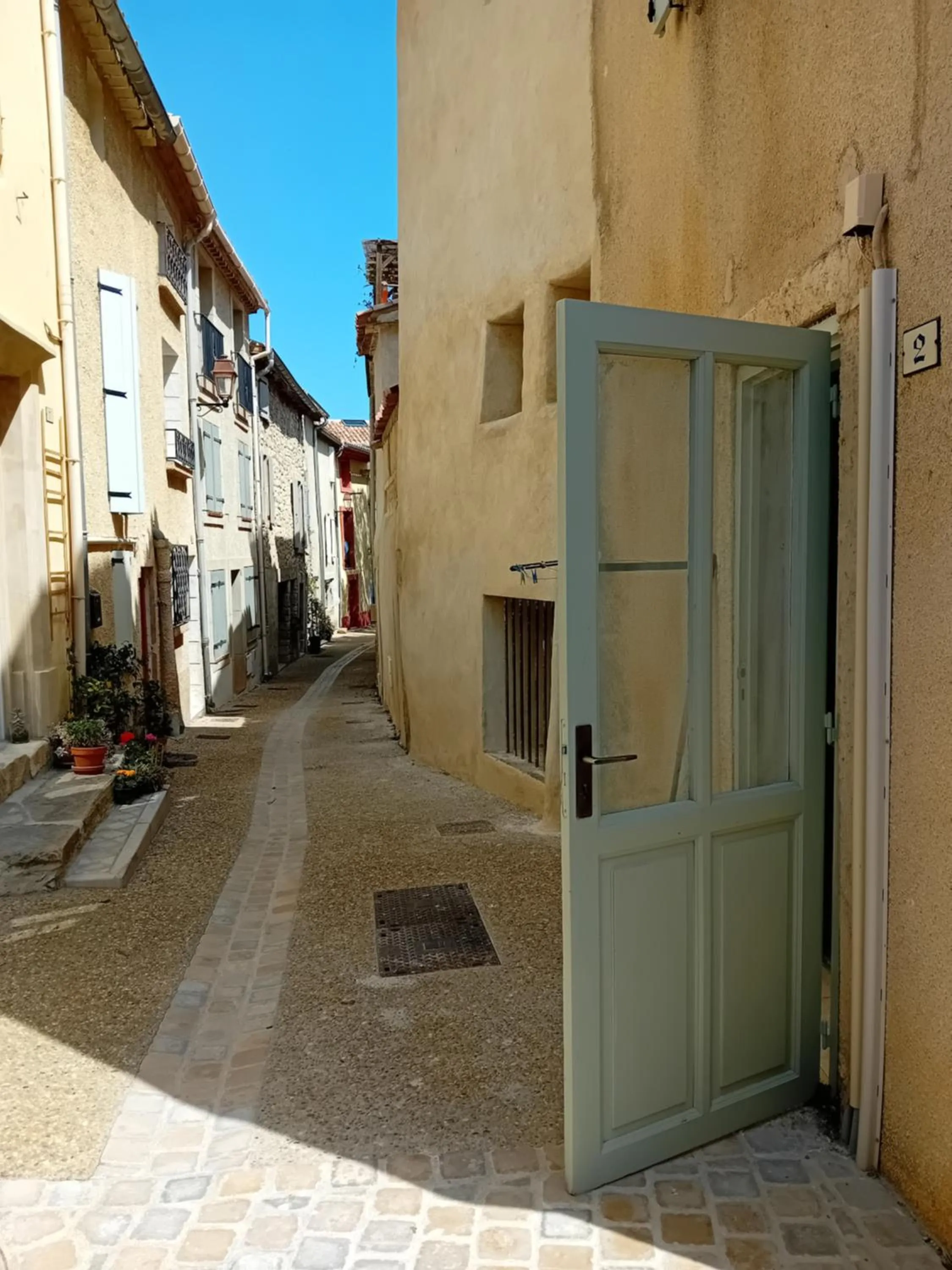 Street view in H2o Chambres d'Hôtes