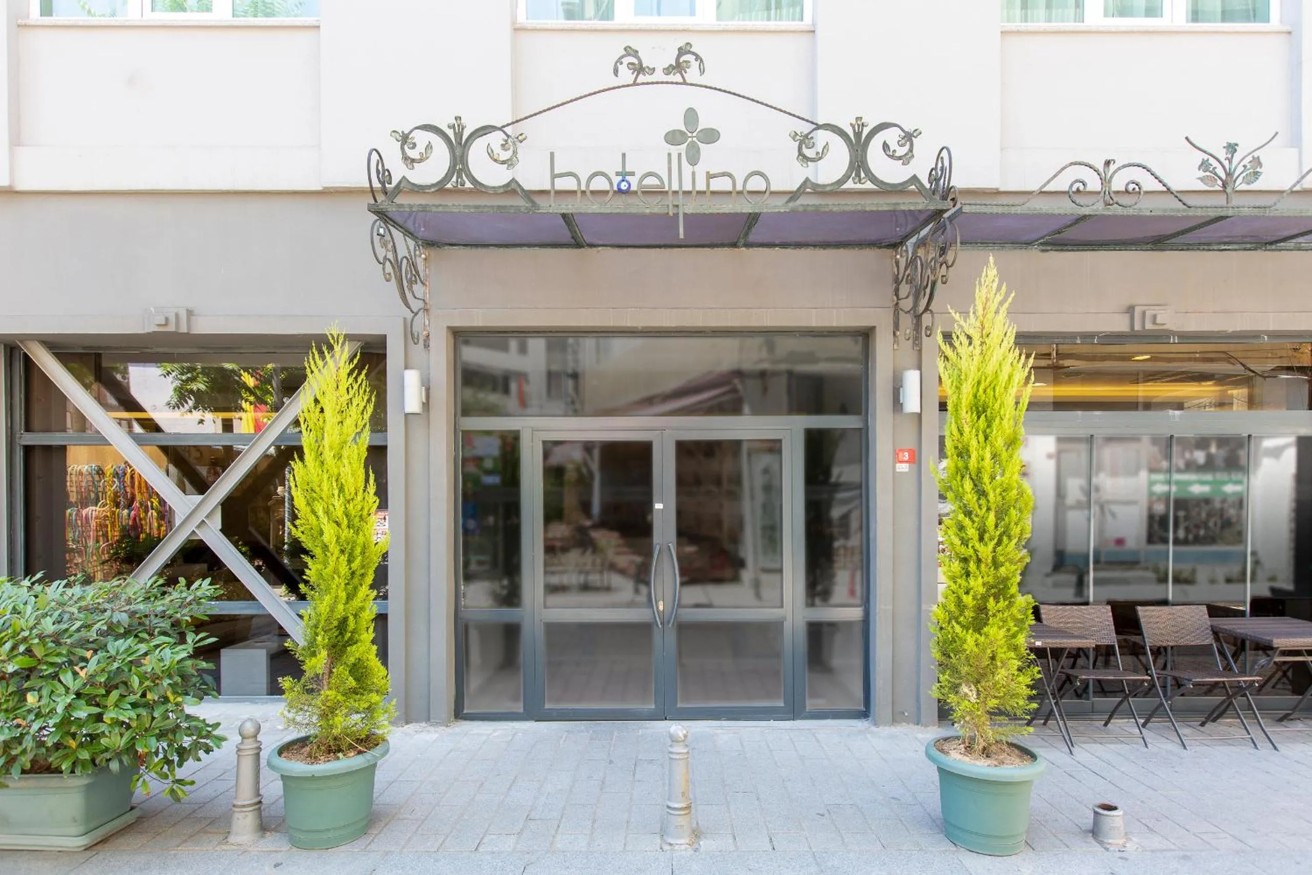 Facade/entrance in Hotellino Istanbul
