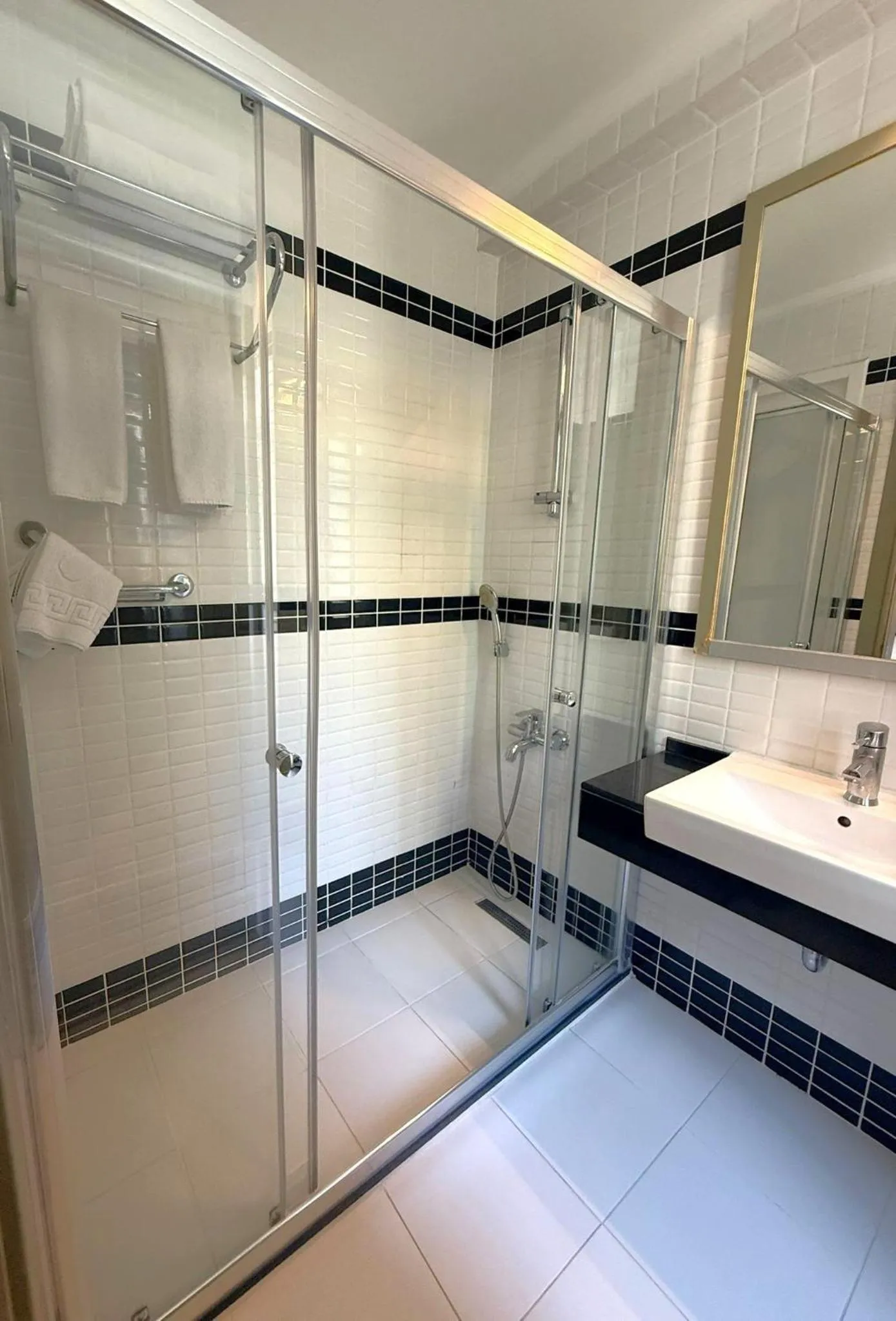 Shower in Hotellino Istanbul