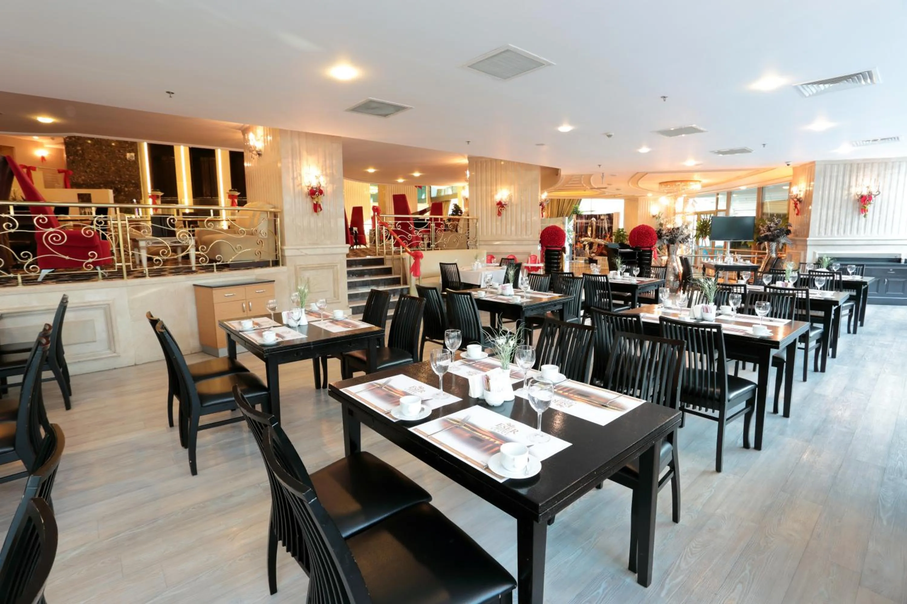 Restaurant/places to eat in Eser Premium Hotel & Spa