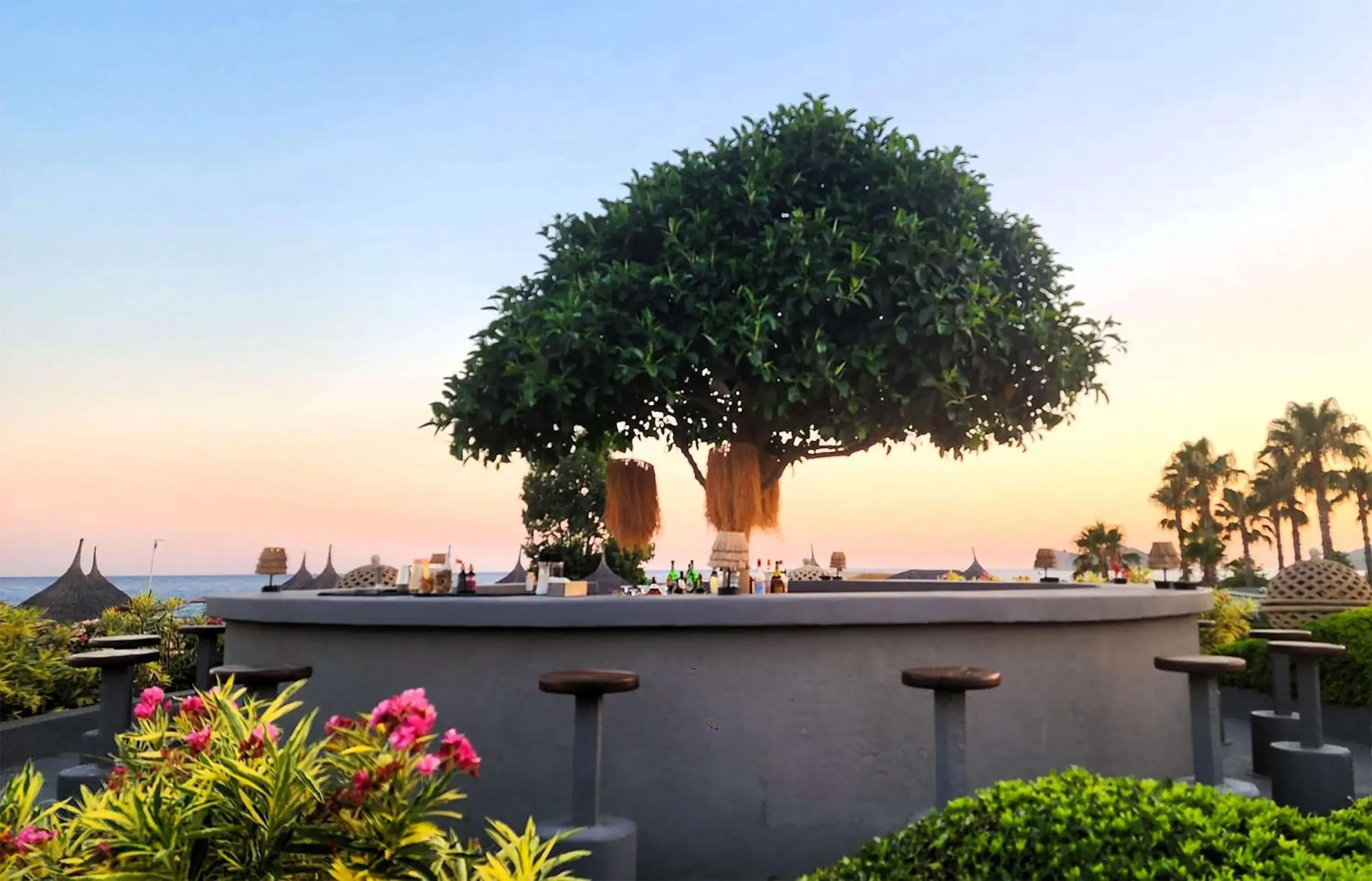 Lounge or bar in Hilton Dalaman Sarigerme Resort & Spa Lounge or bar in Hilton Dalaman Sarigerme Resort & Spa