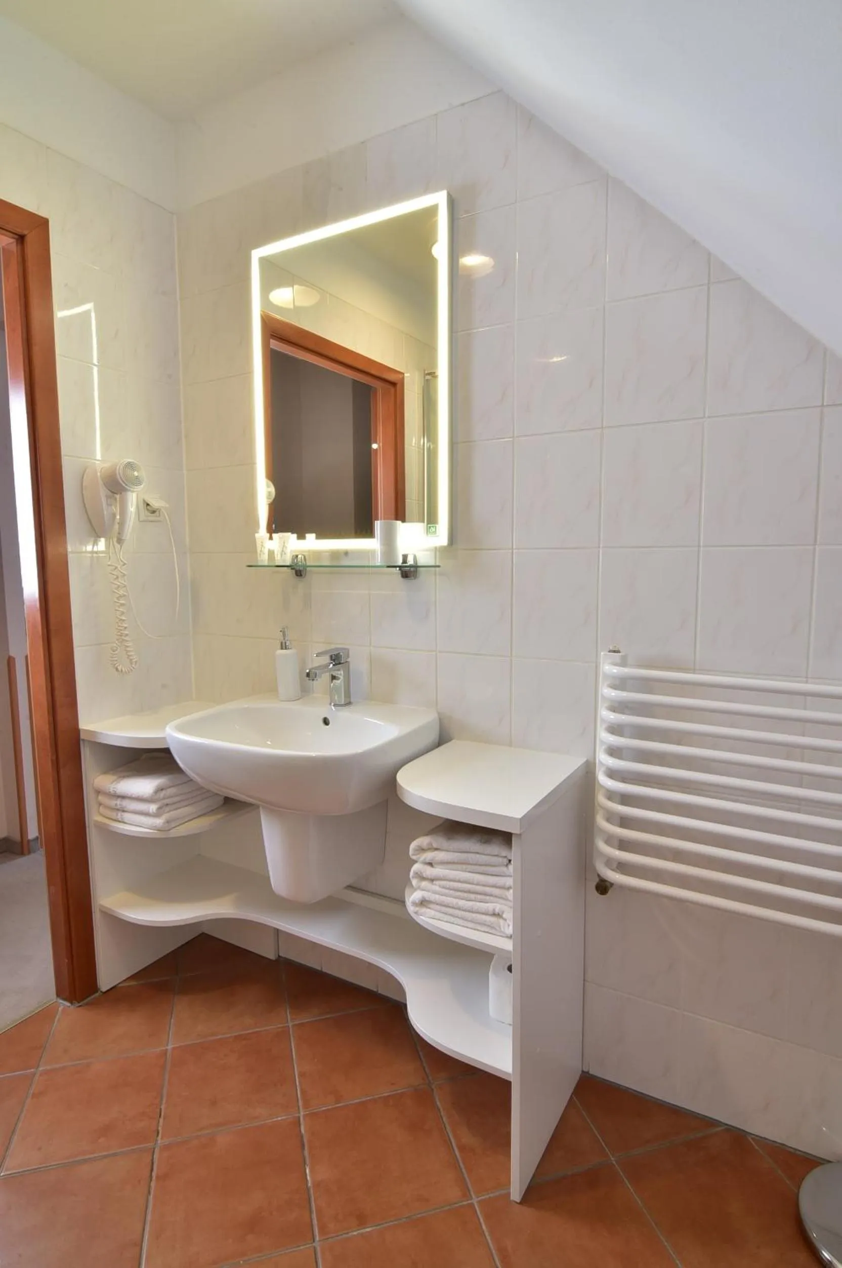 Toilet in Gościniec Nowa Wioska