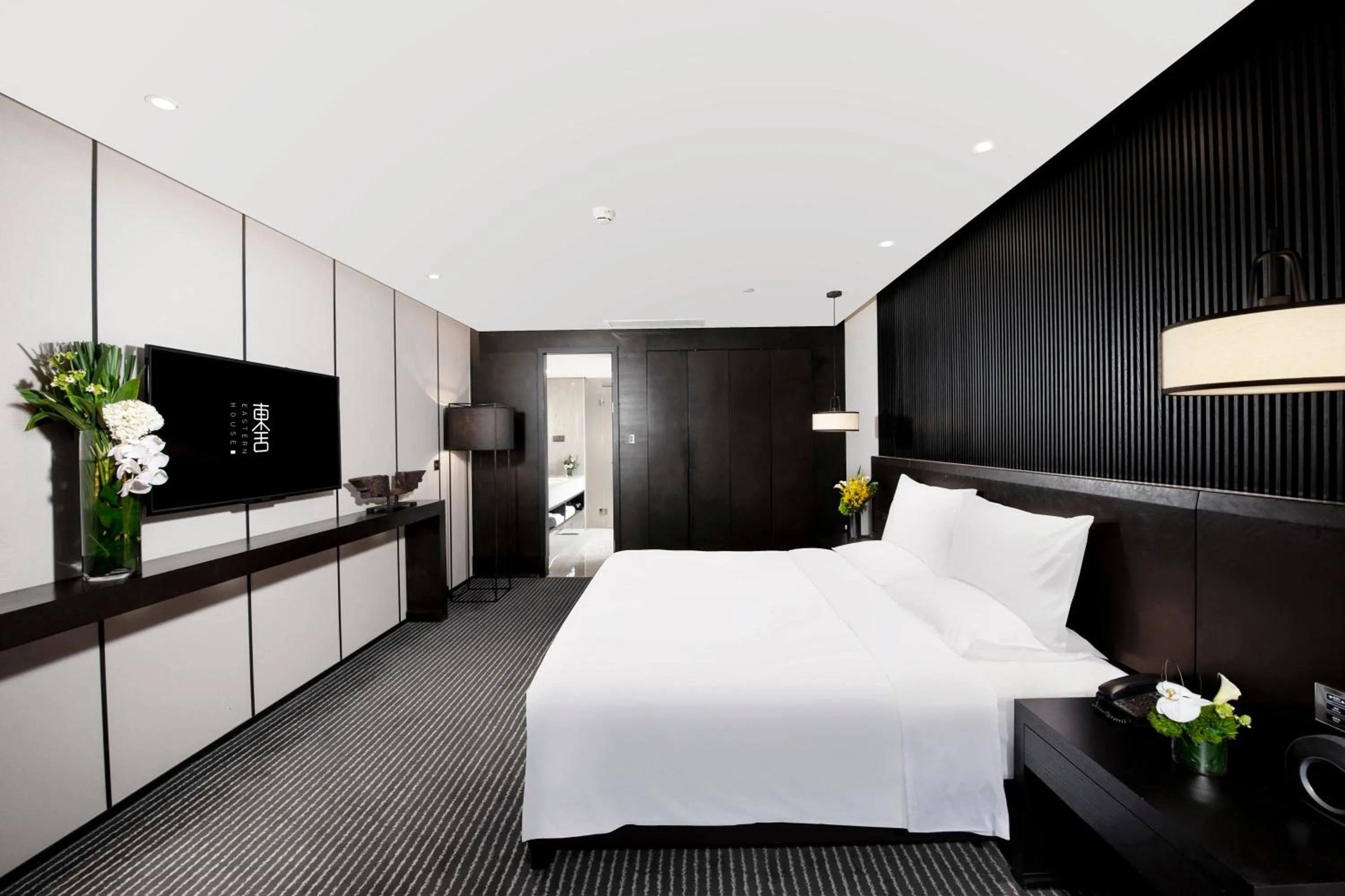 Bed in Eastern House Xi'an