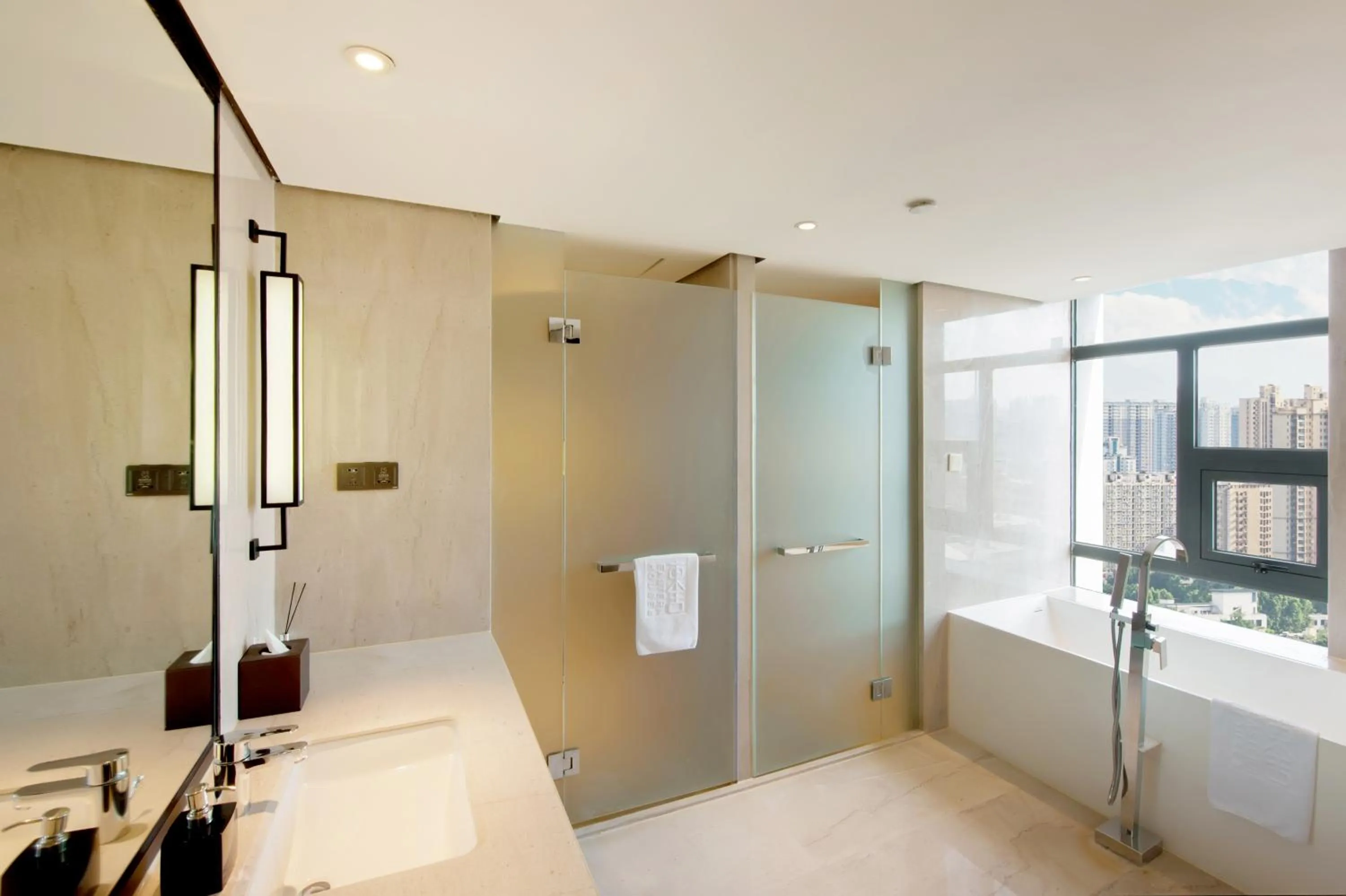 Bathroom in Eastern House Xi'an