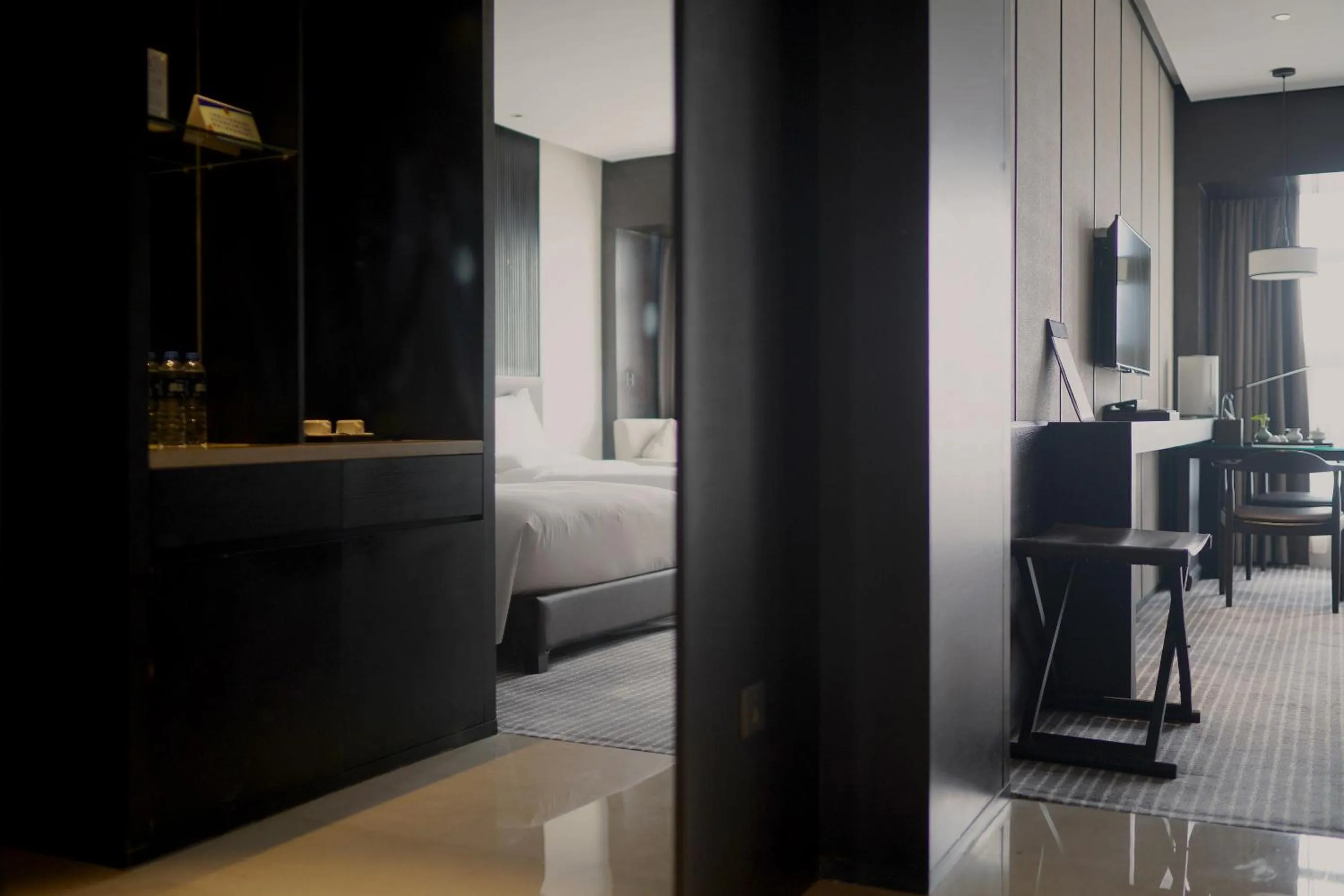 Photo of the whole room, Bed in Eastern House Xi'an