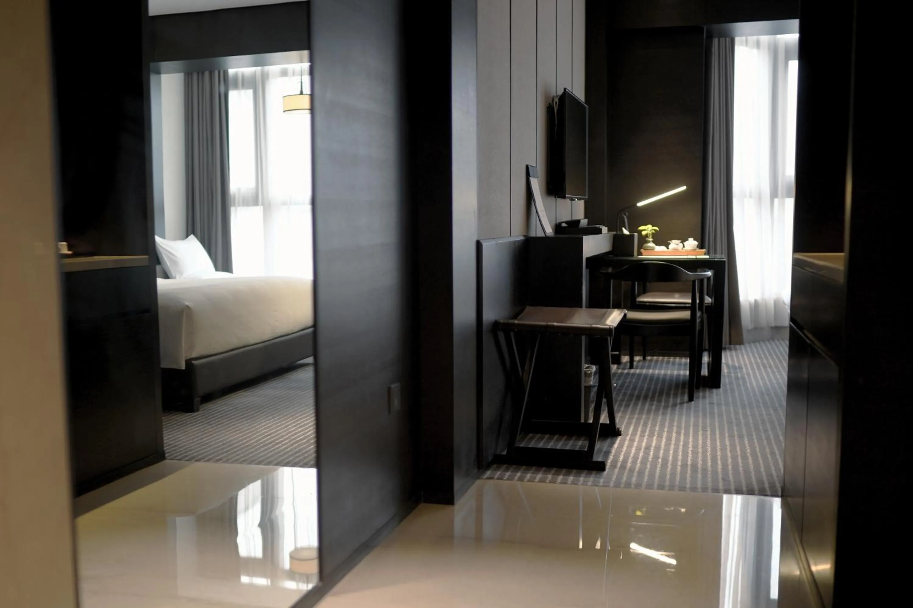 Photo of the whole room, Bed in Eastern House Xi'an