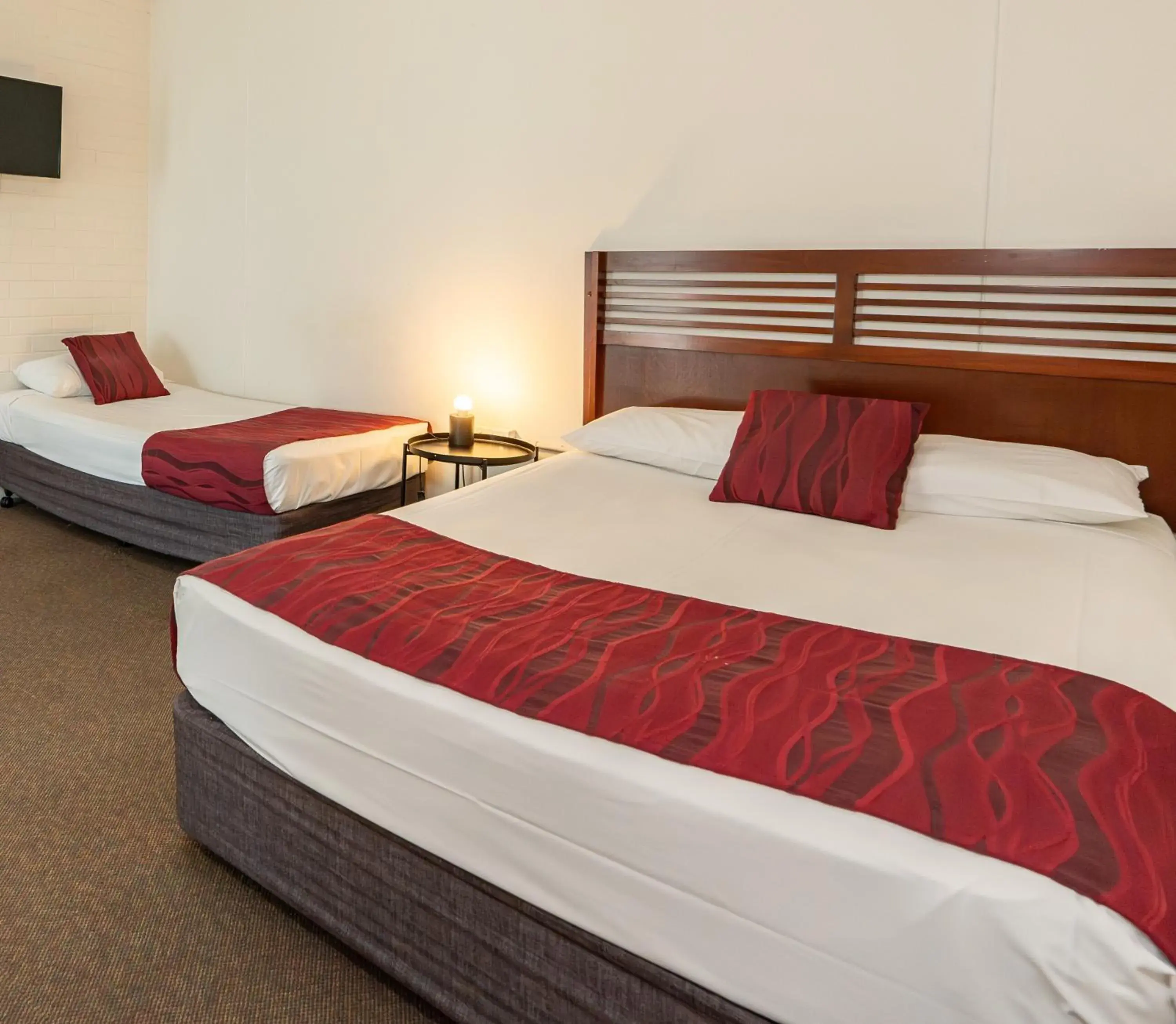Trio Room (Double, Single) in Acacia Ridge Hotel Trio Room (Double, Single) in Acacia Ridge Hotel