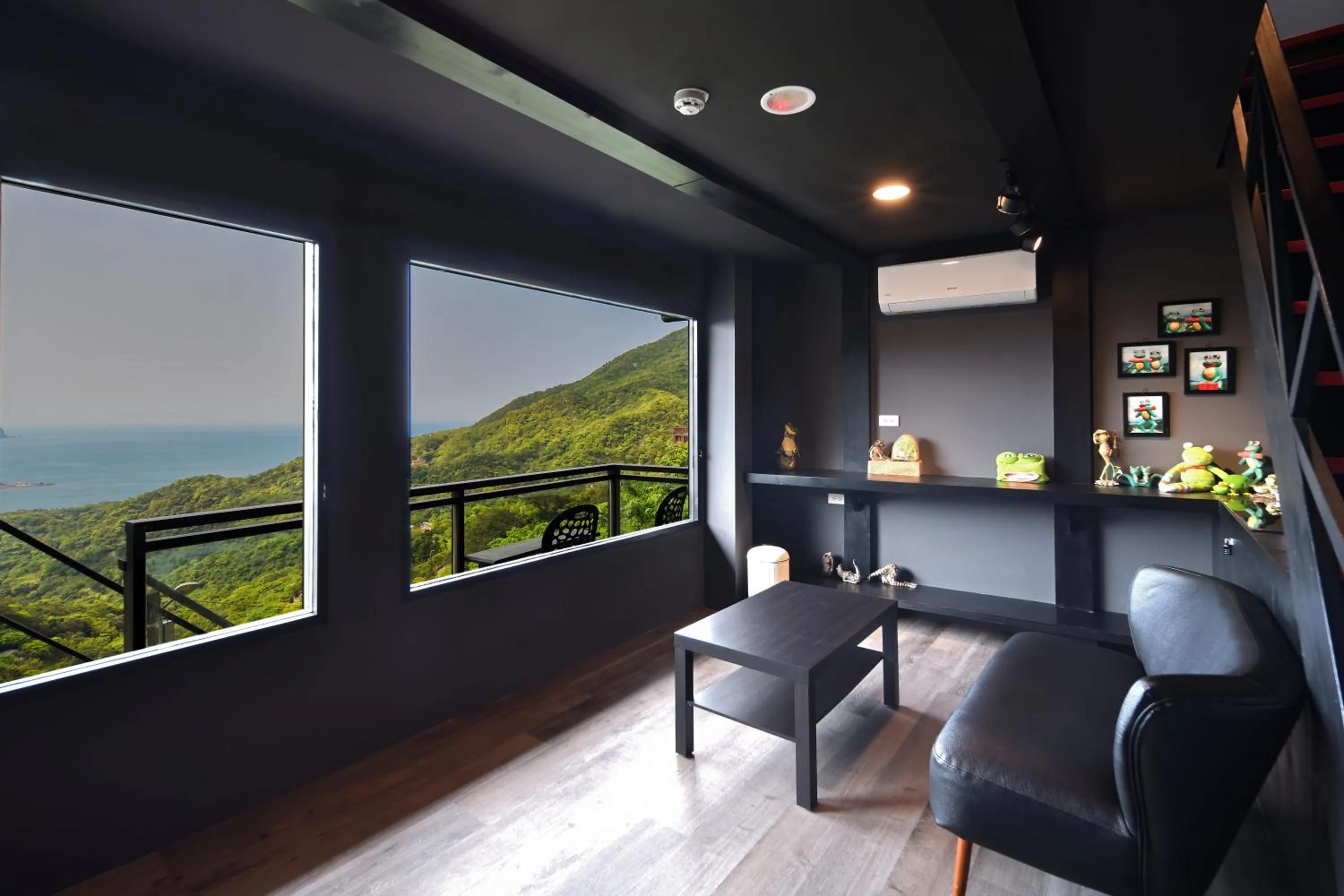 View (from property/room) in Windsor's Sunlight Han-Guan