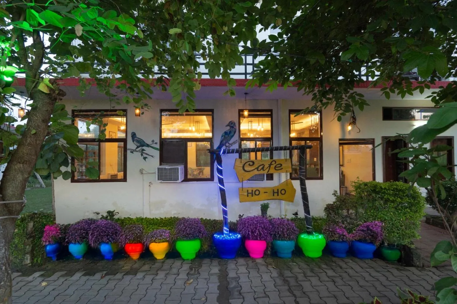 Restaurant/places to eat in Corbett Treat Resort By Atya Hotels