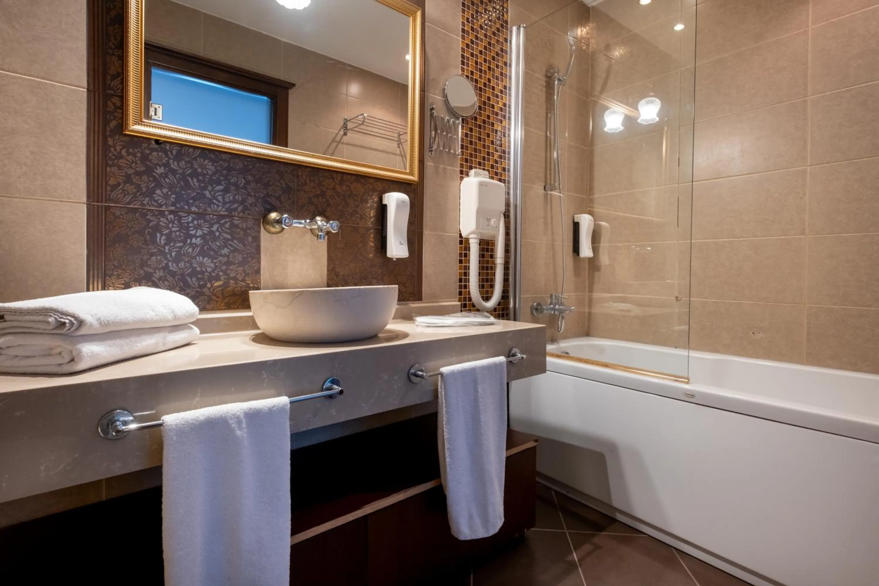 Shower in Mangana Konak Hotel