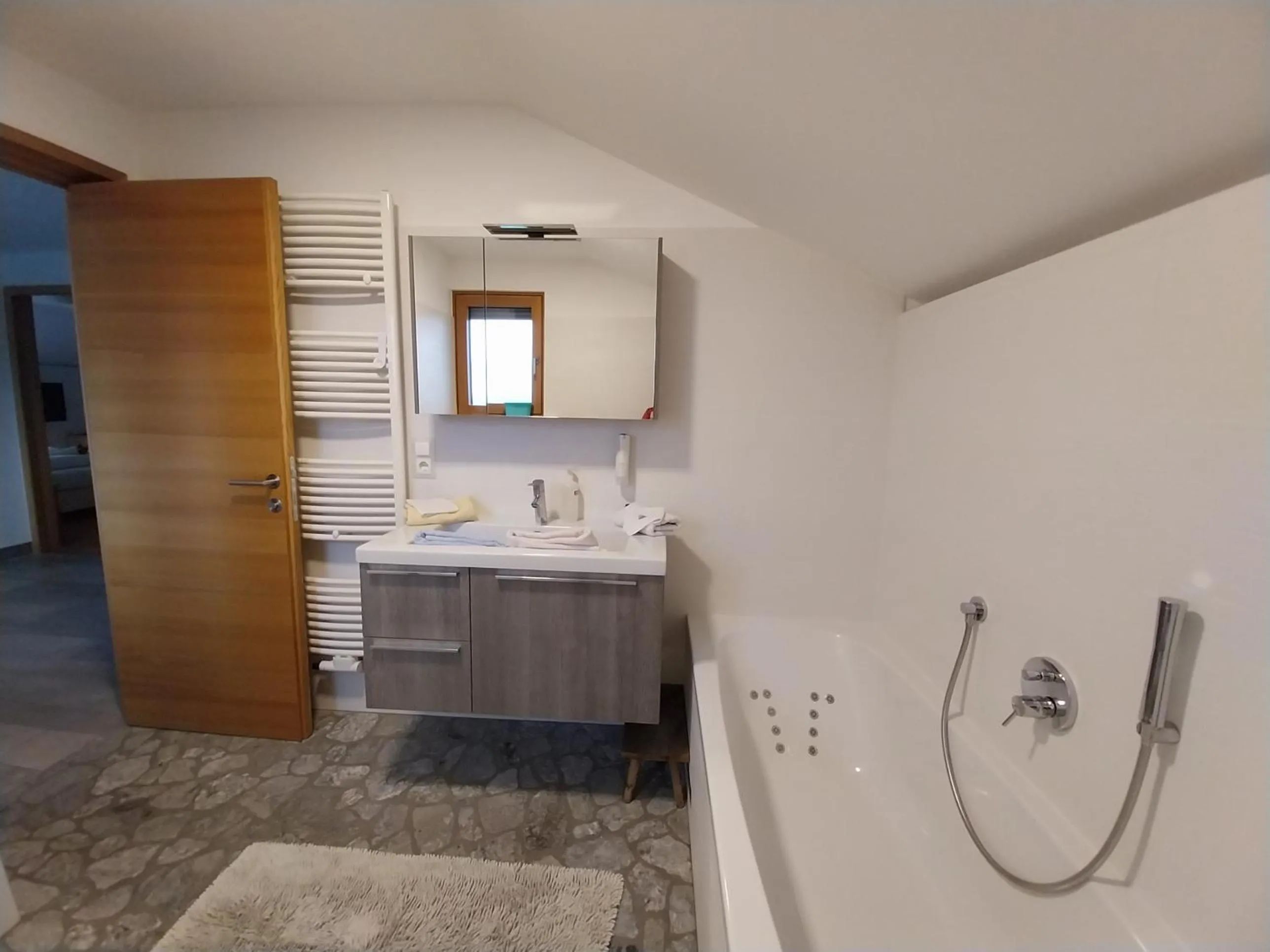 Bathroom in Spanglerhaus