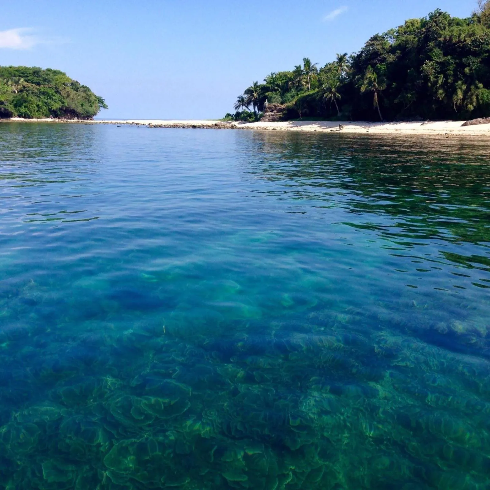 Day in Calayo Beach Resort