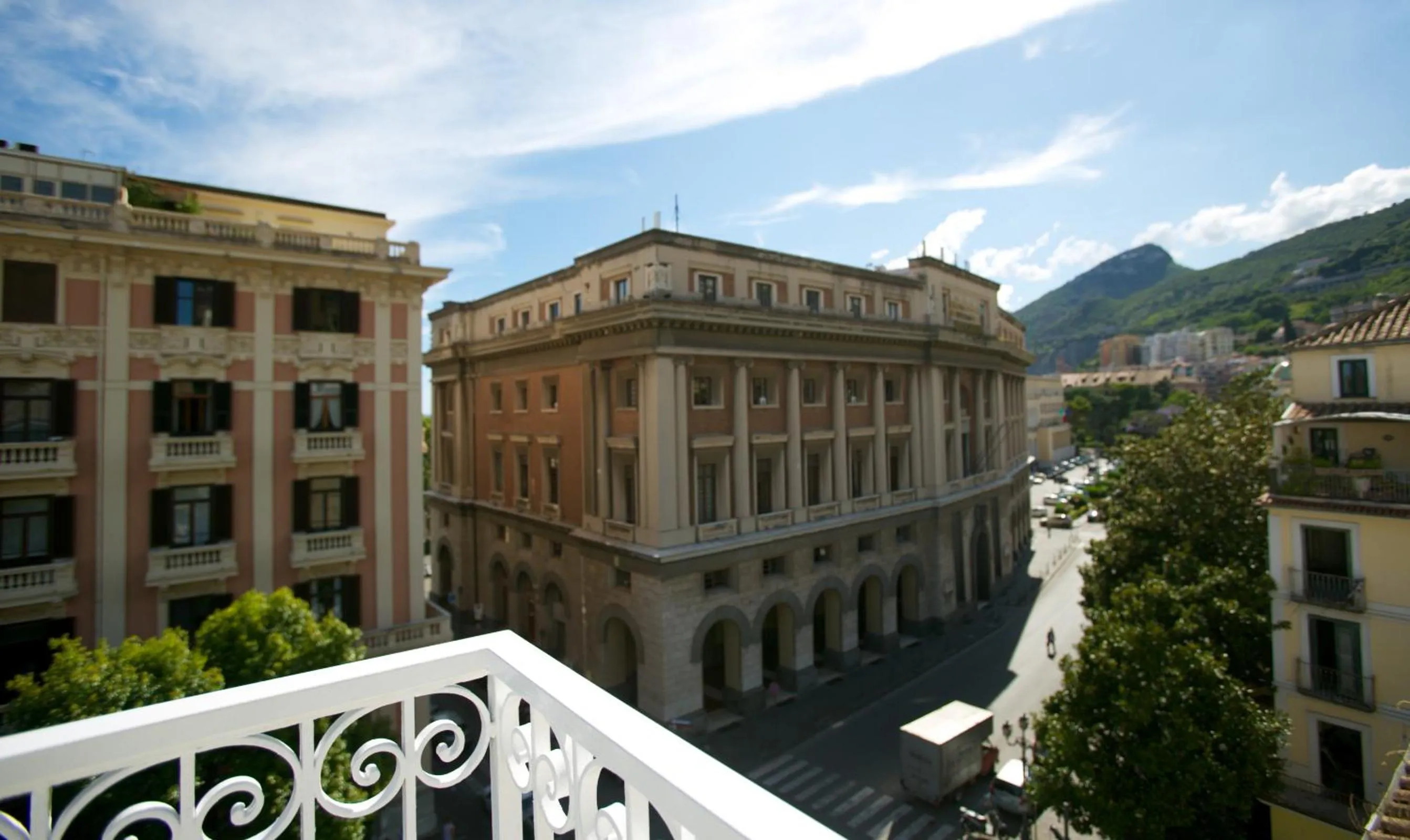 Property building in B&B Divina Salerno