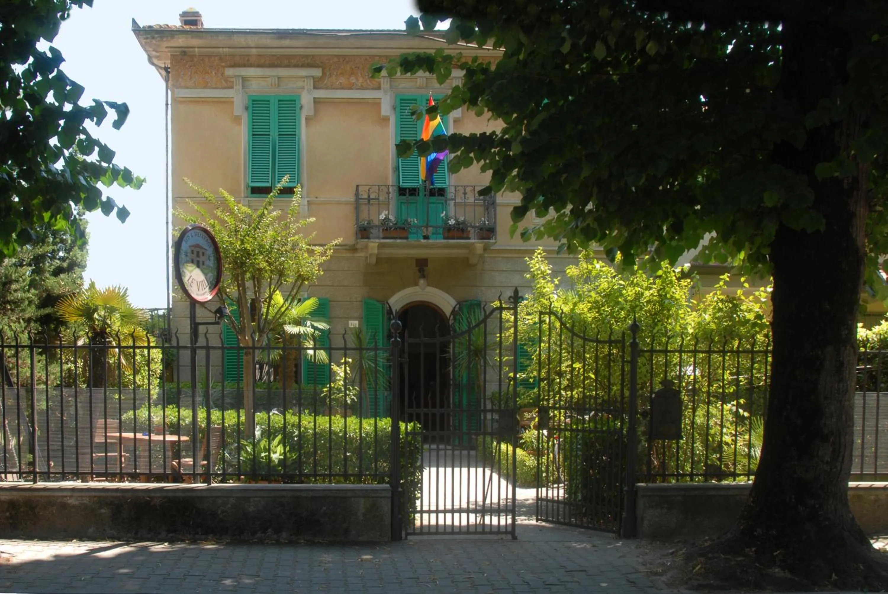 Facade/entrance in Le Villi FRIENDLY B&B