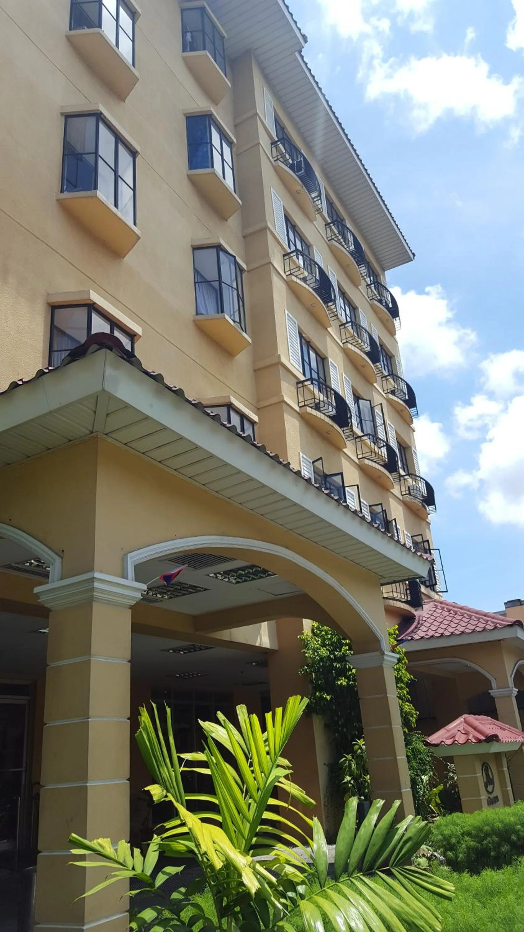 Facade/entrance in La Casarita